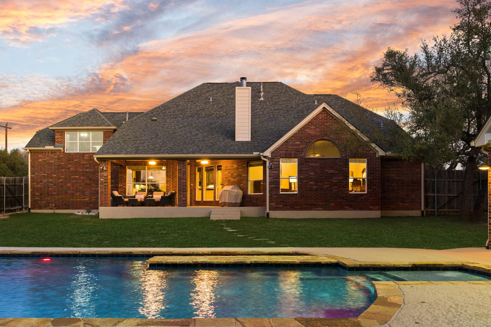 583 W Overlook Mountain Rd, Buda, TX 78610