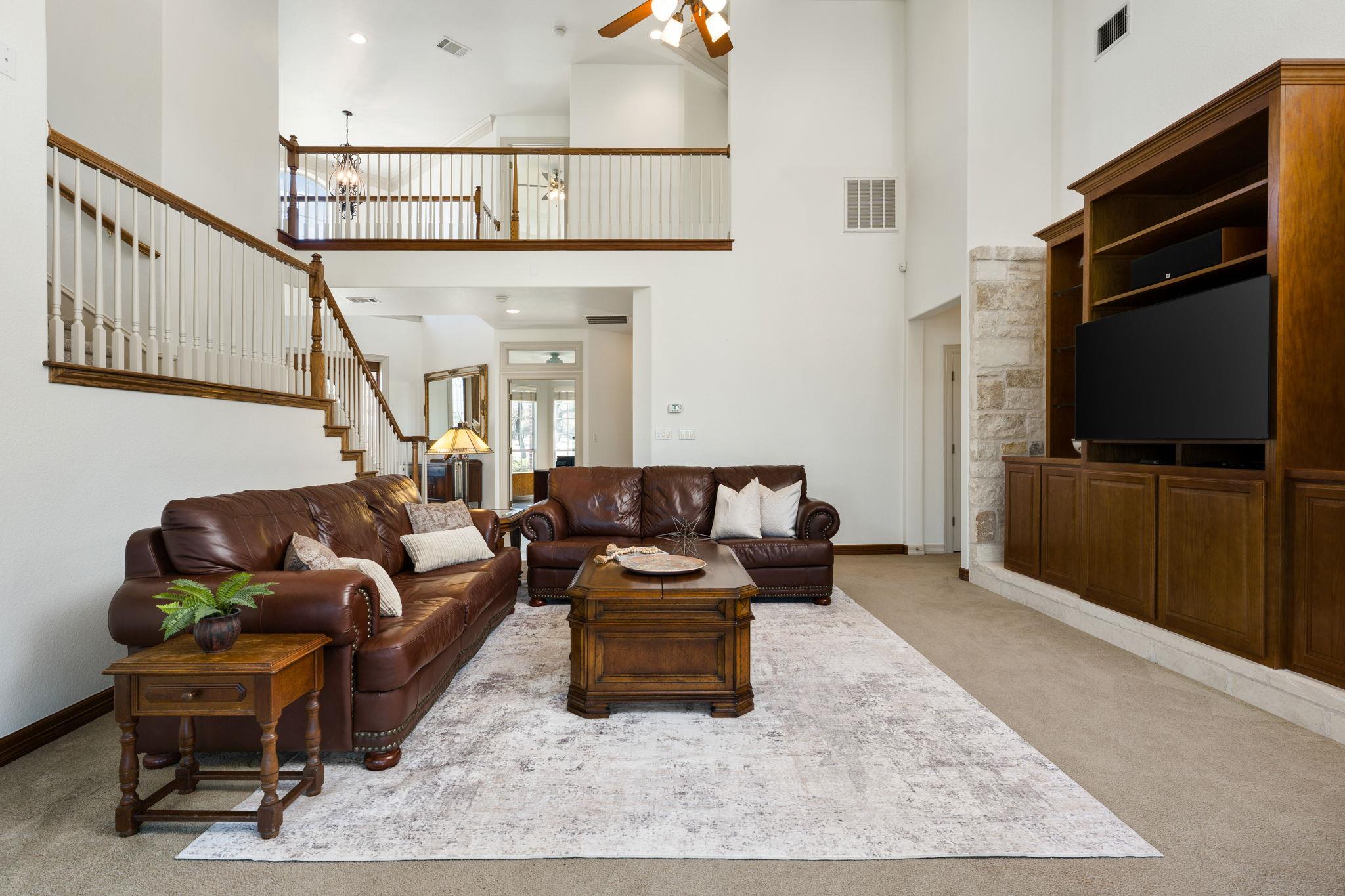 583 W Overlook Mountain Rd, Buda, TX 78610