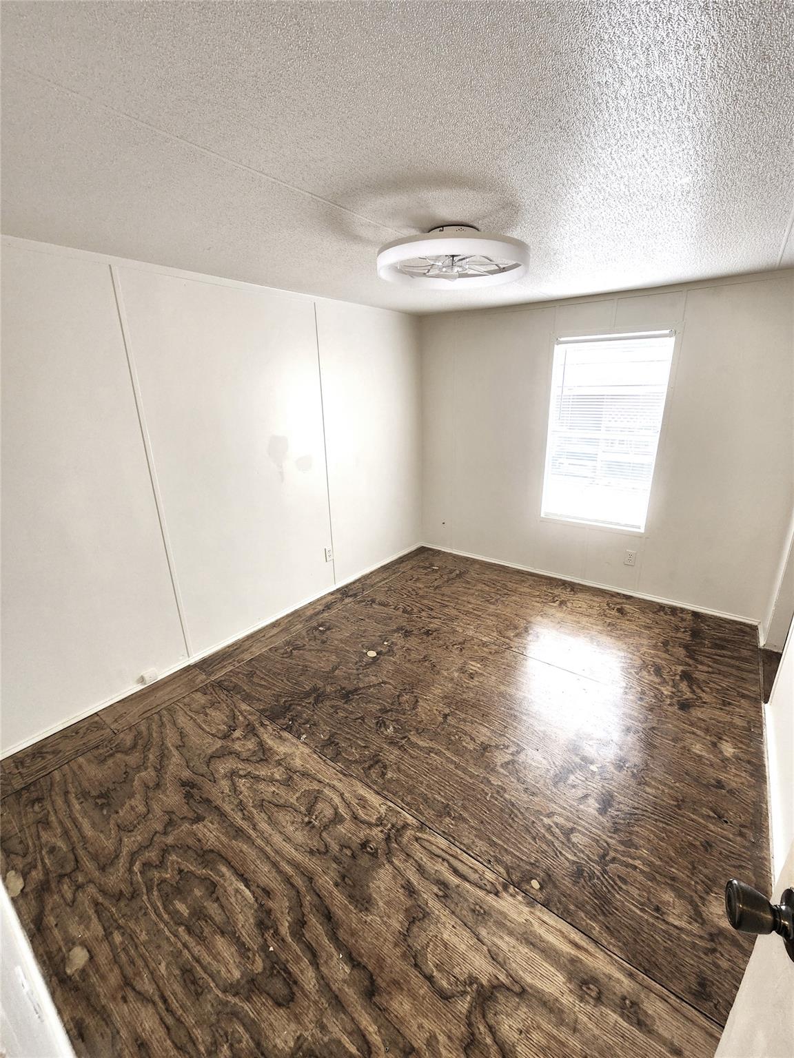 7113 Comstock Cv # left A, Lago Vista, TX 78645