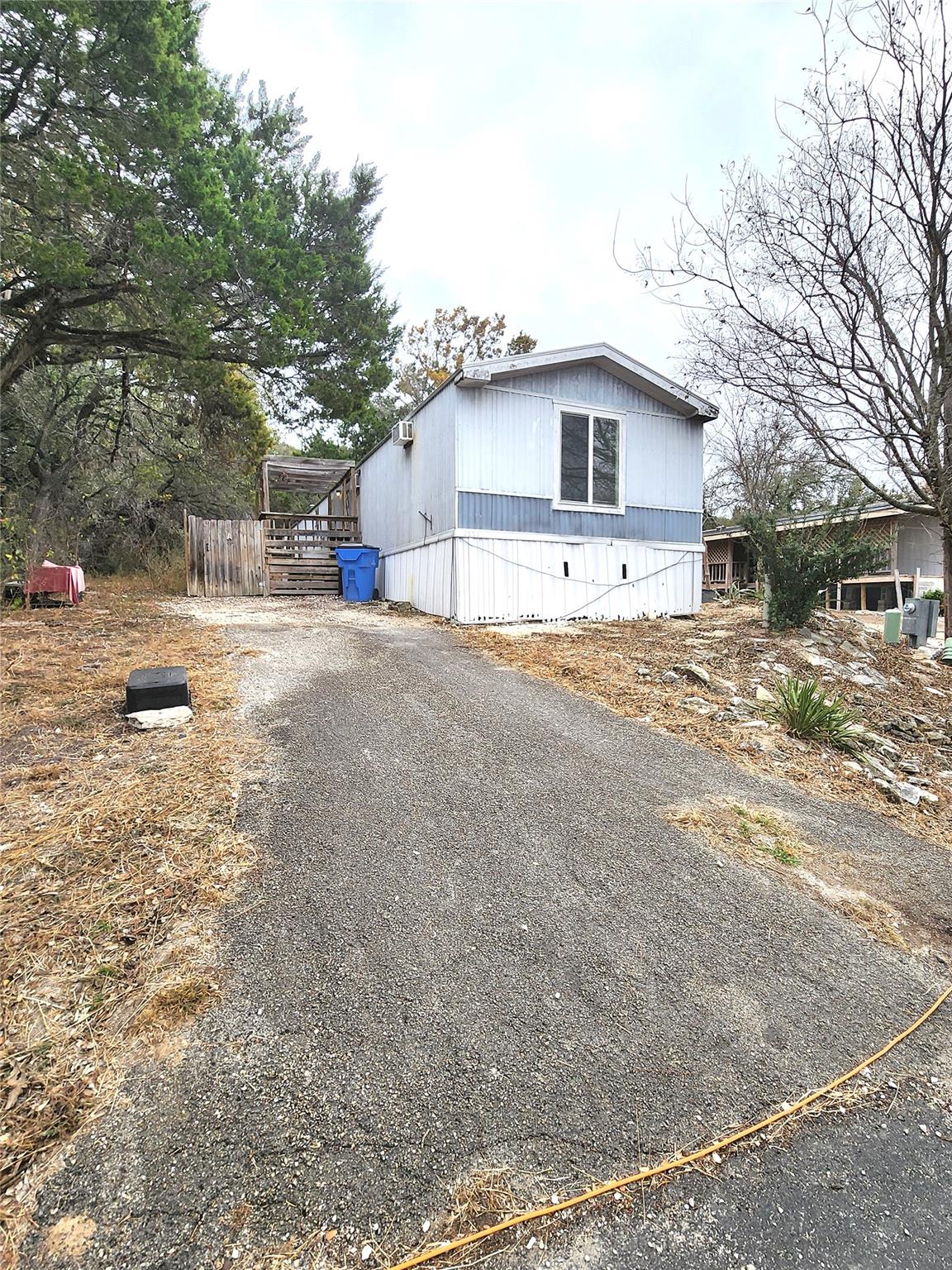 7113 Comstock Cv # left A, Lago Vista, TX 78645