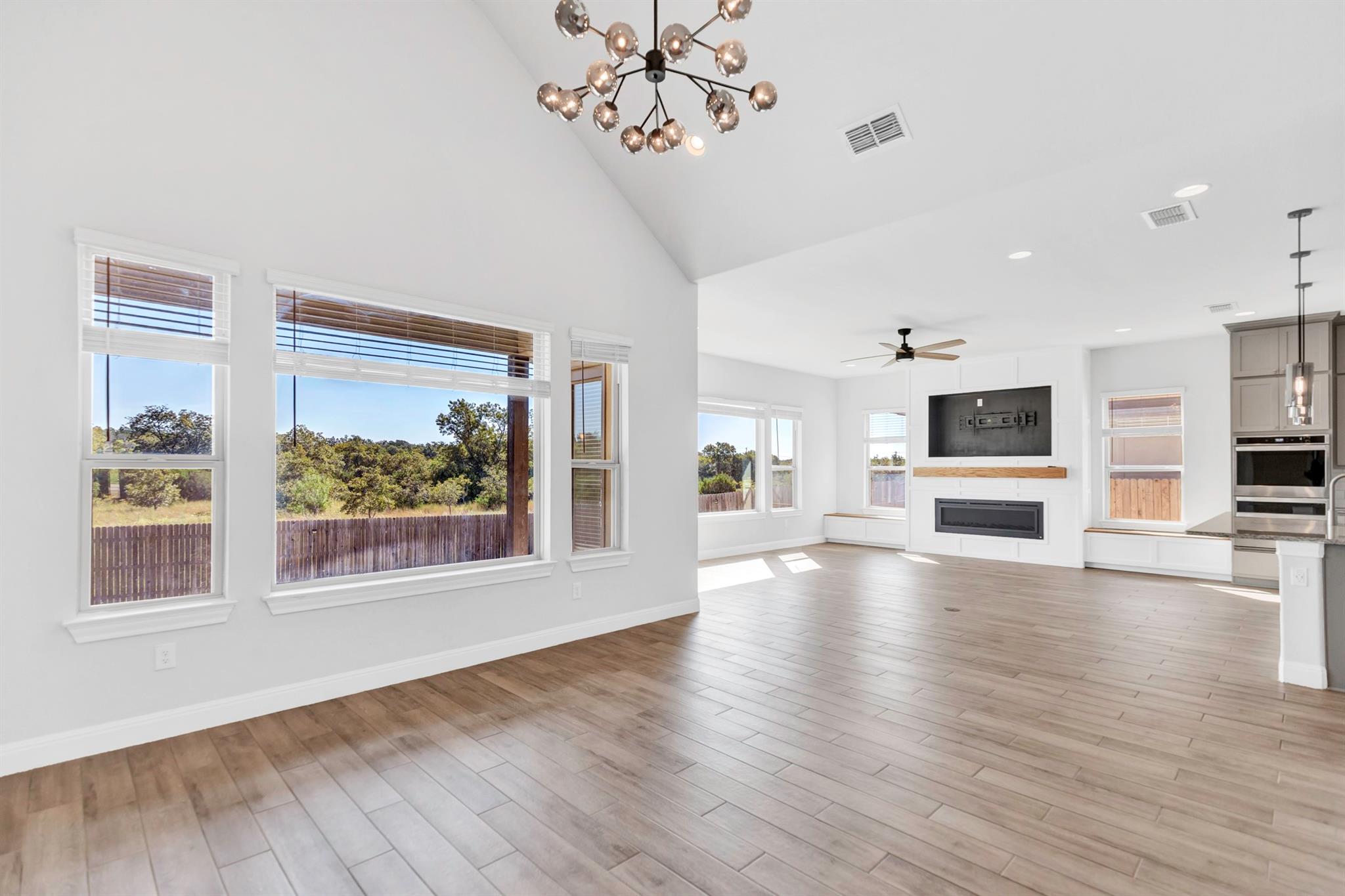 278 Eclipse Dr, Austin, TX 78737