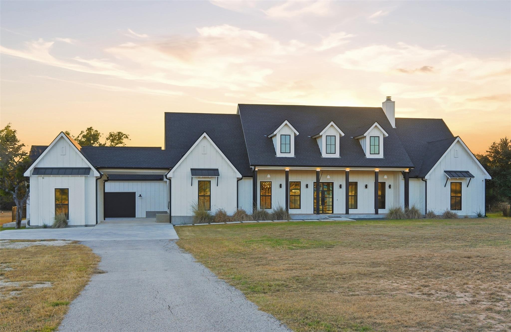 23937 Oscar Rd, Spicewood, TX 78669