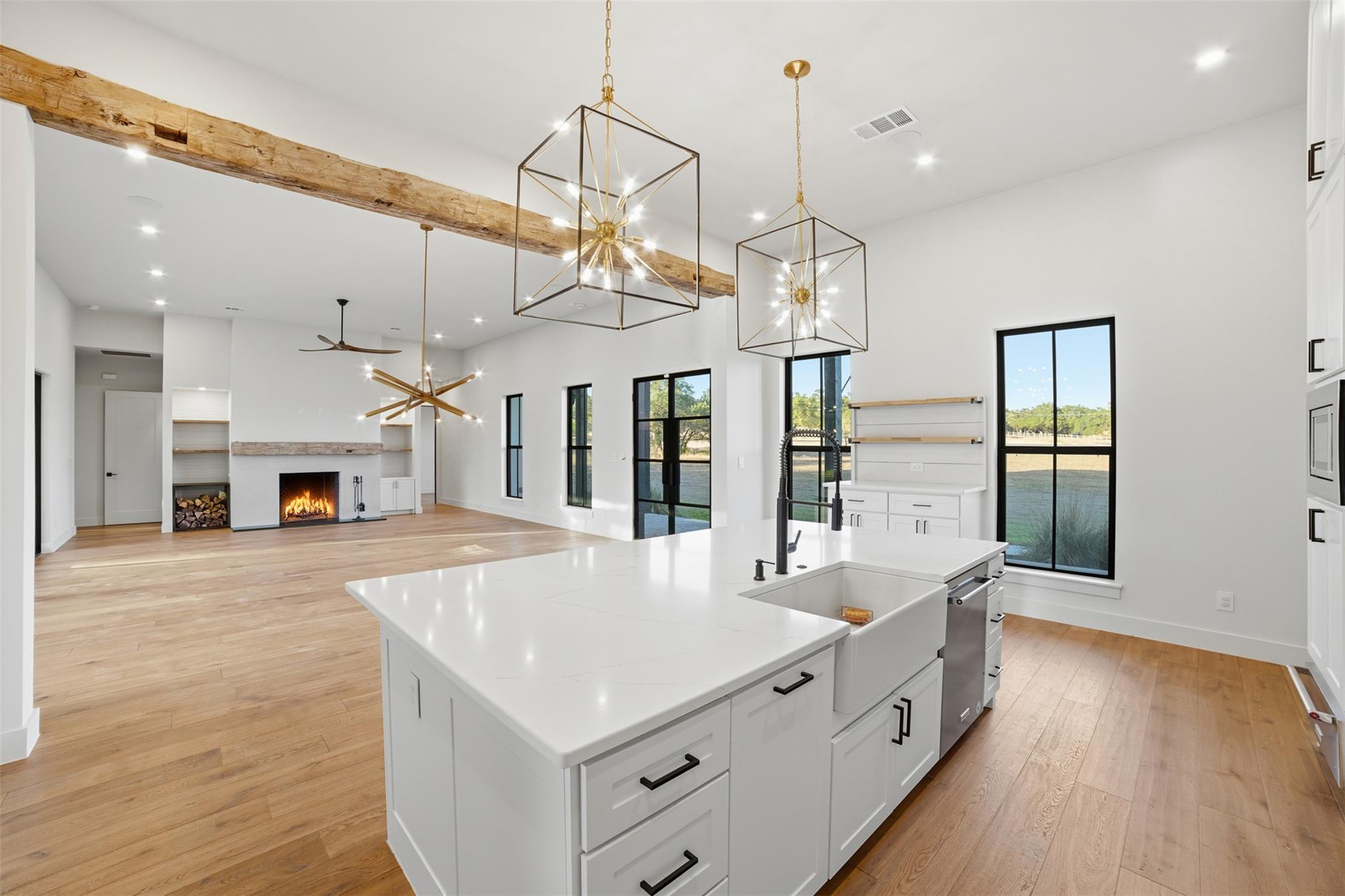 23937 Oscar Rd, Spicewood, TX 78669