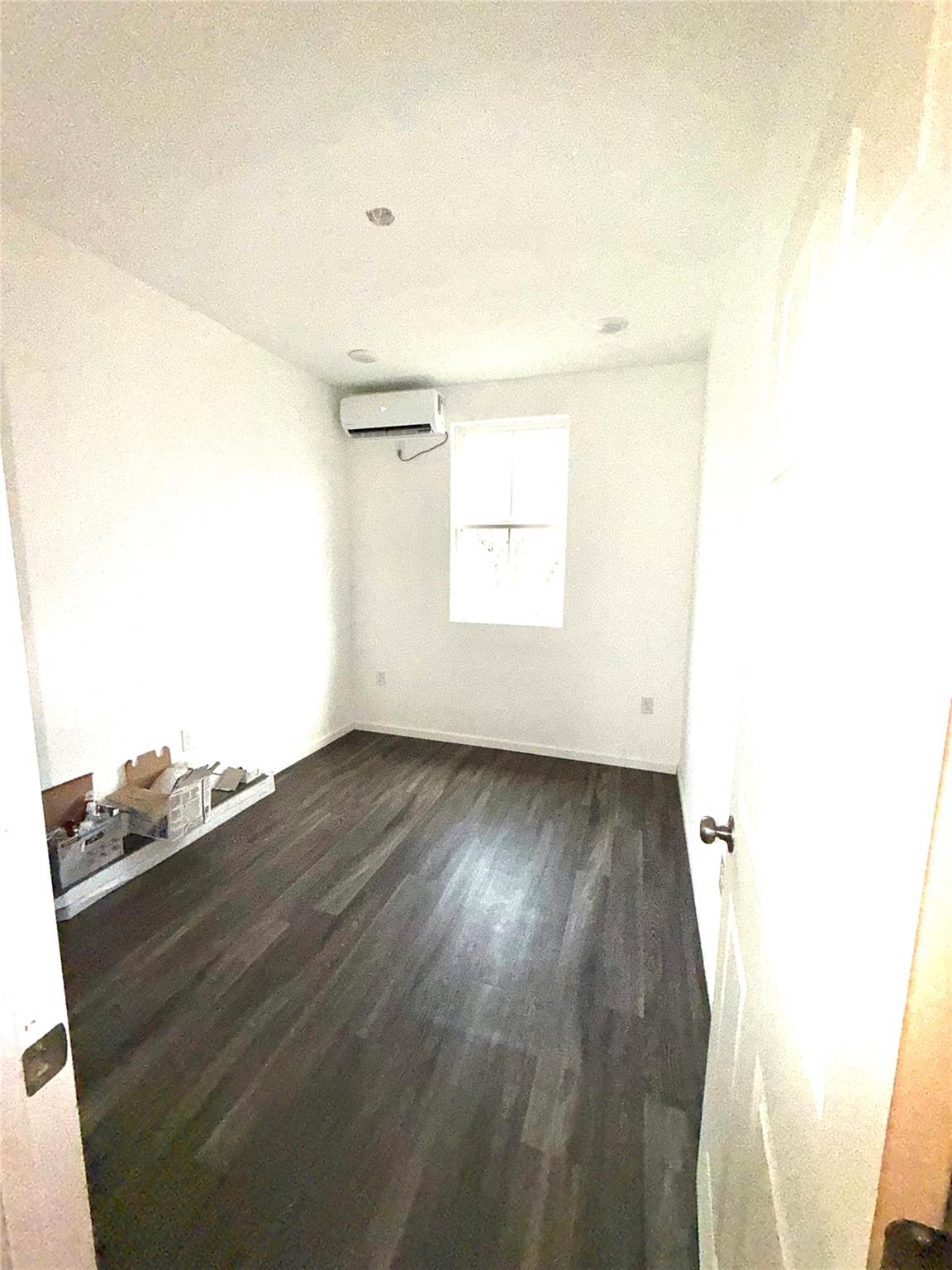 145 Campion Ln, Dale, TX 78616