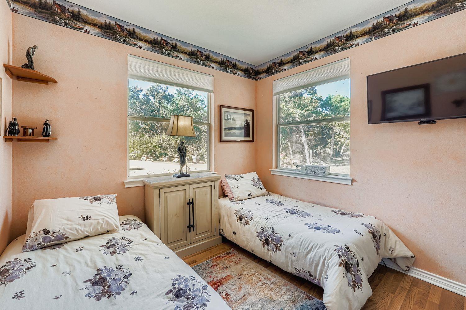 815 Riva Ridge Dr, Leander, TX 78641