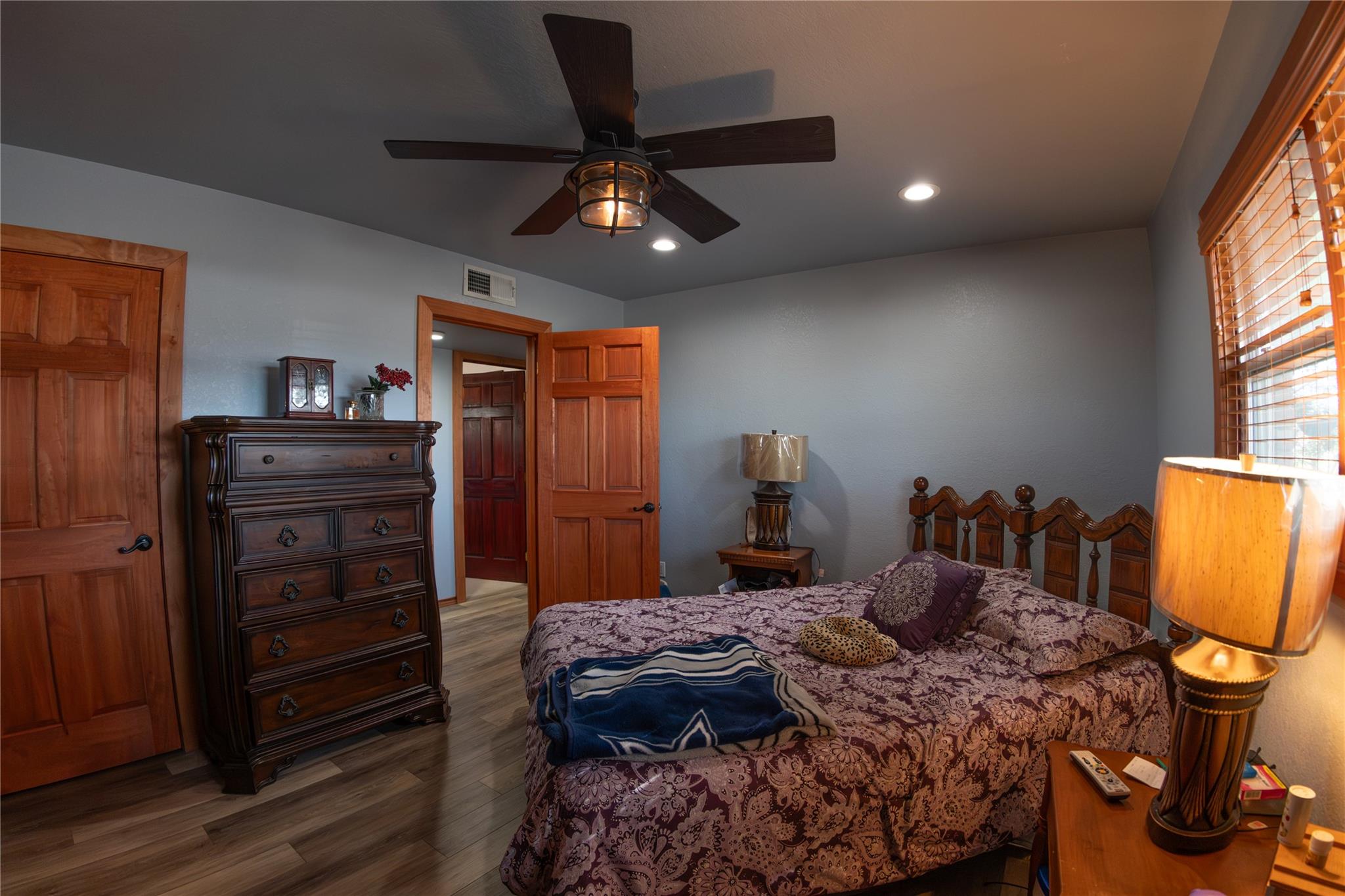 1000 N 5th St St, Kenedy, TX 78119