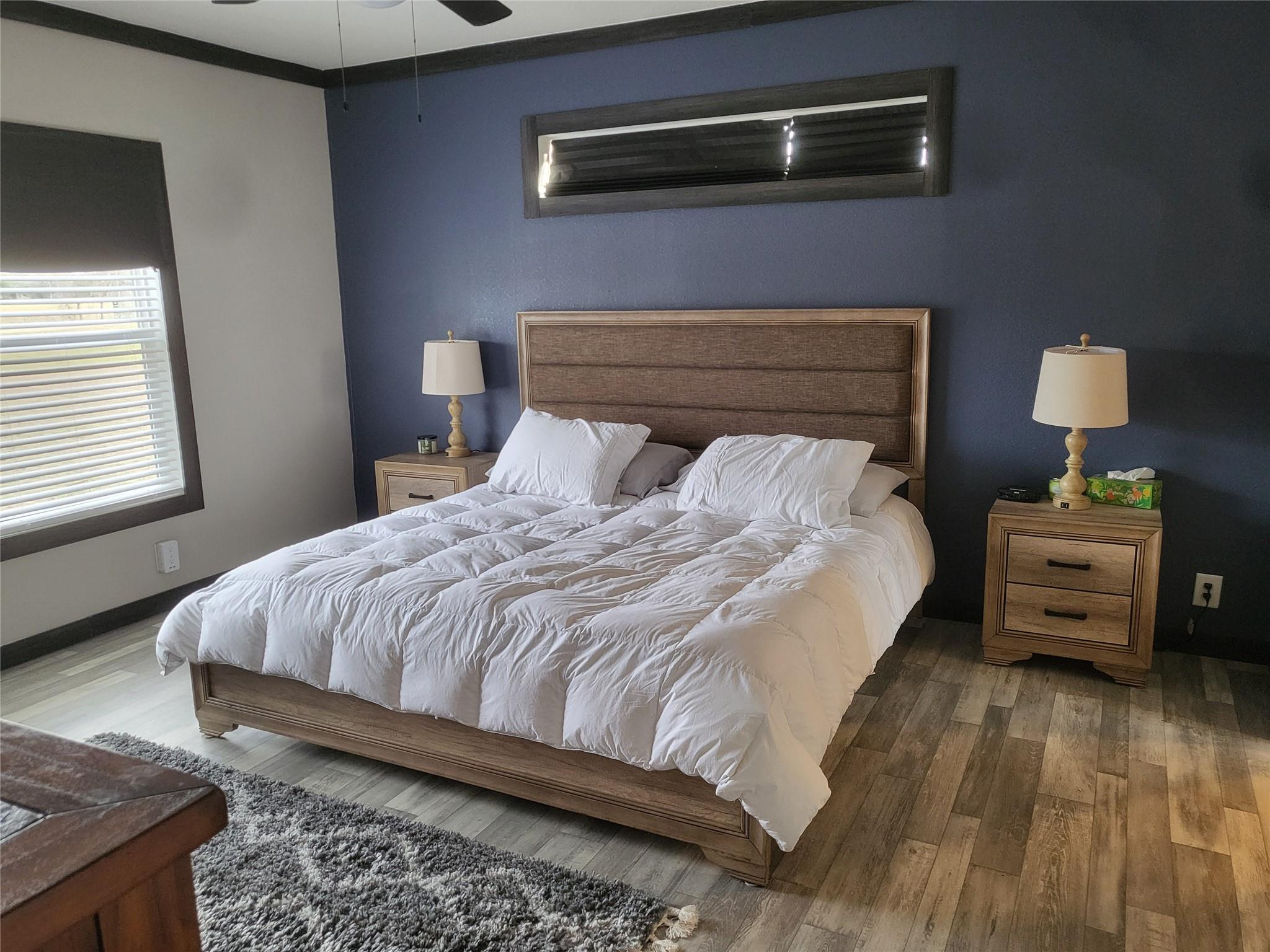 192 Lazy River Ln, Elgin, TX 78621