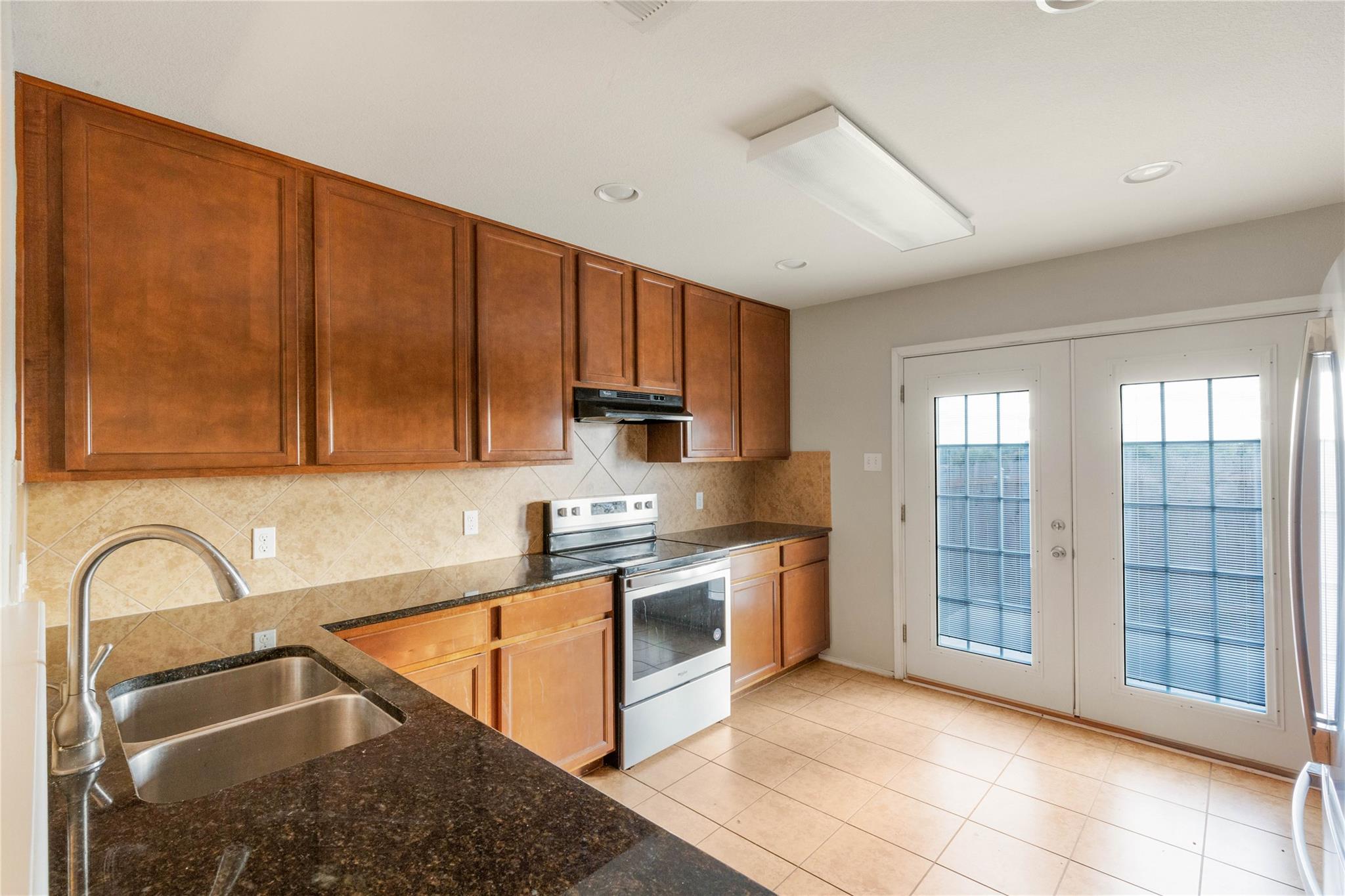 11532 Ashbrook Dr, Manchaca, TX 78652