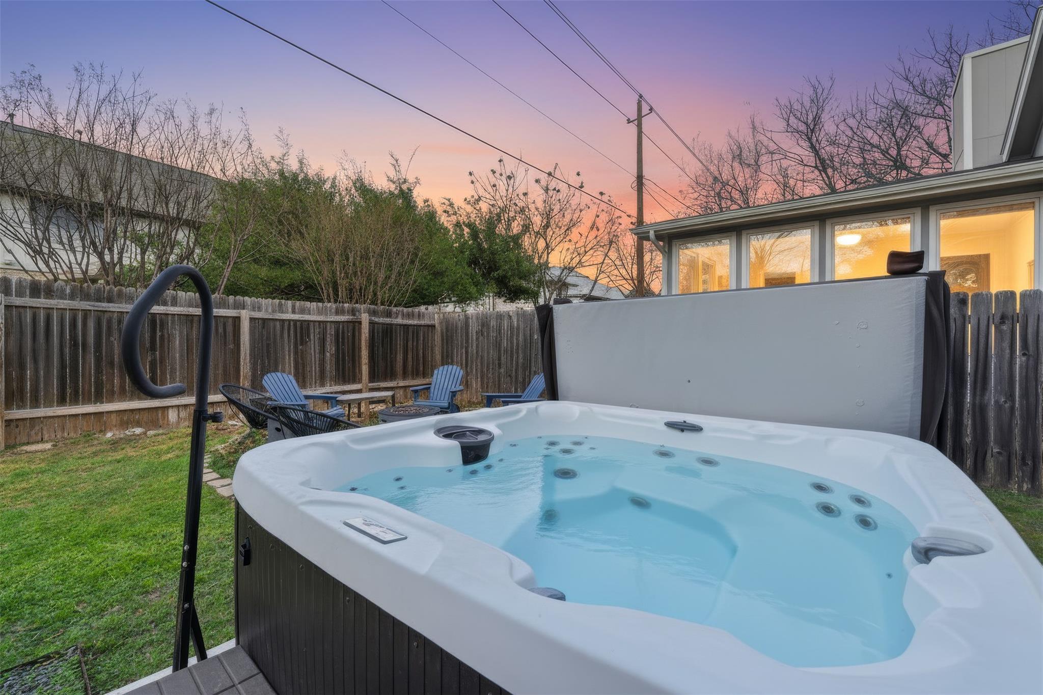 12906 Humphrey Dr, Austin, TX 78729