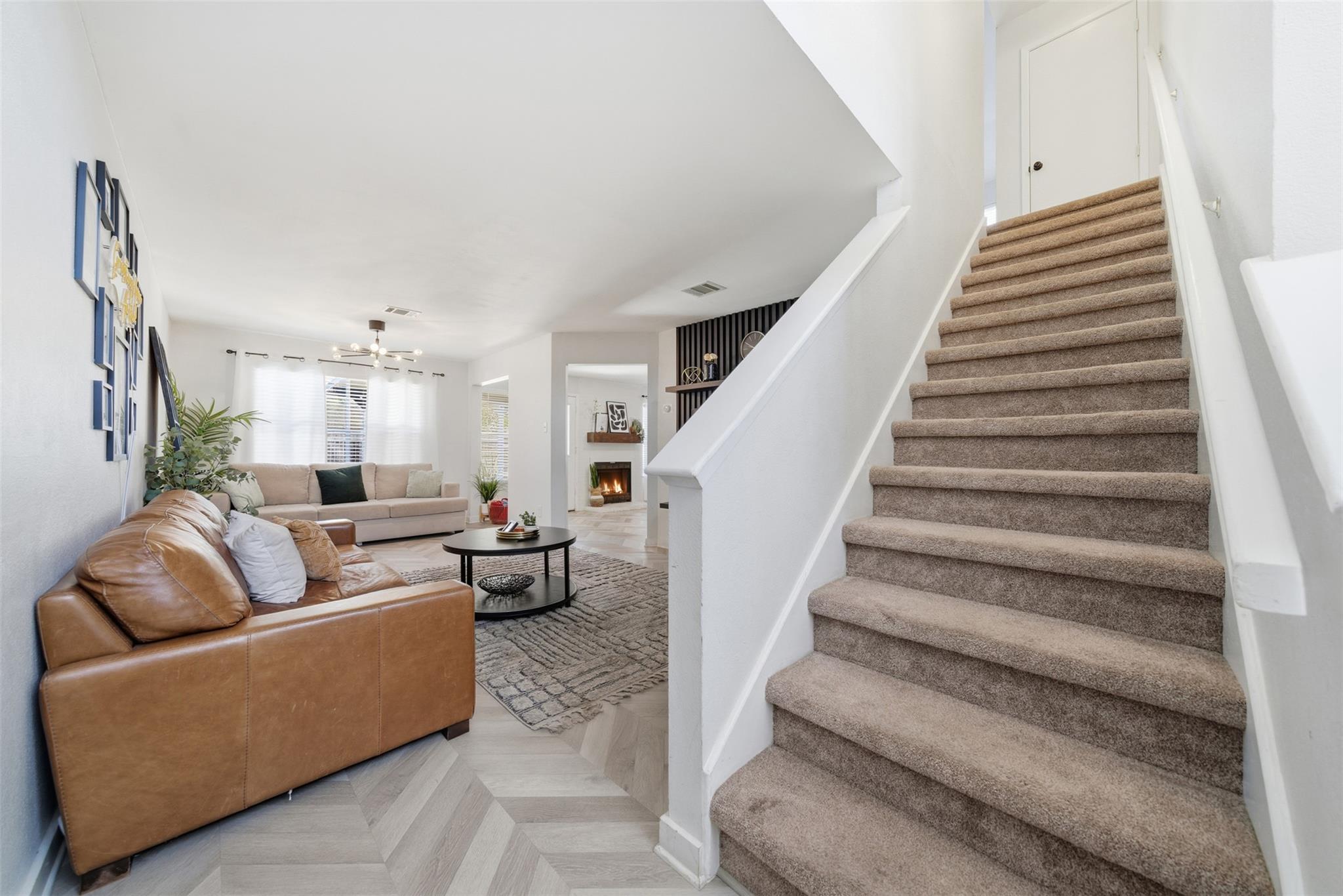 12906 Humphrey Dr, Austin, TX 78729