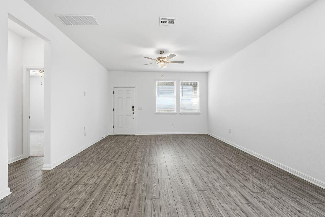 5816 Swedish Farms Ter, Del Valle, TX 78617