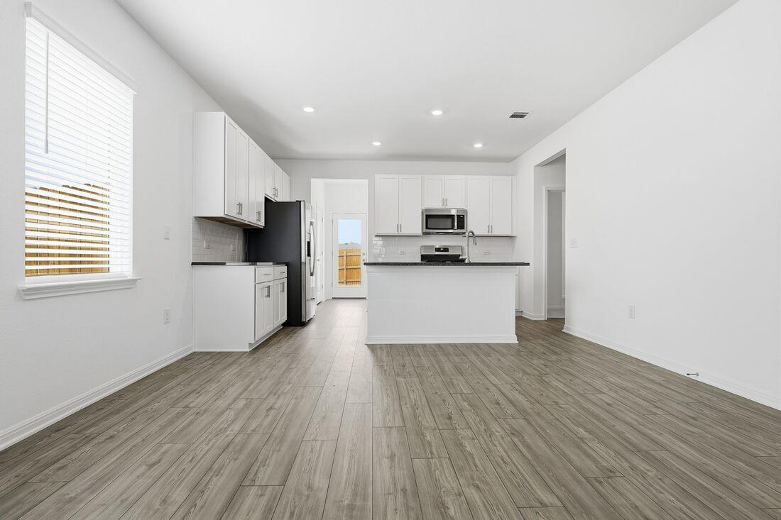 5816 Swedish Farms Ter, Del Valle, TX 78617