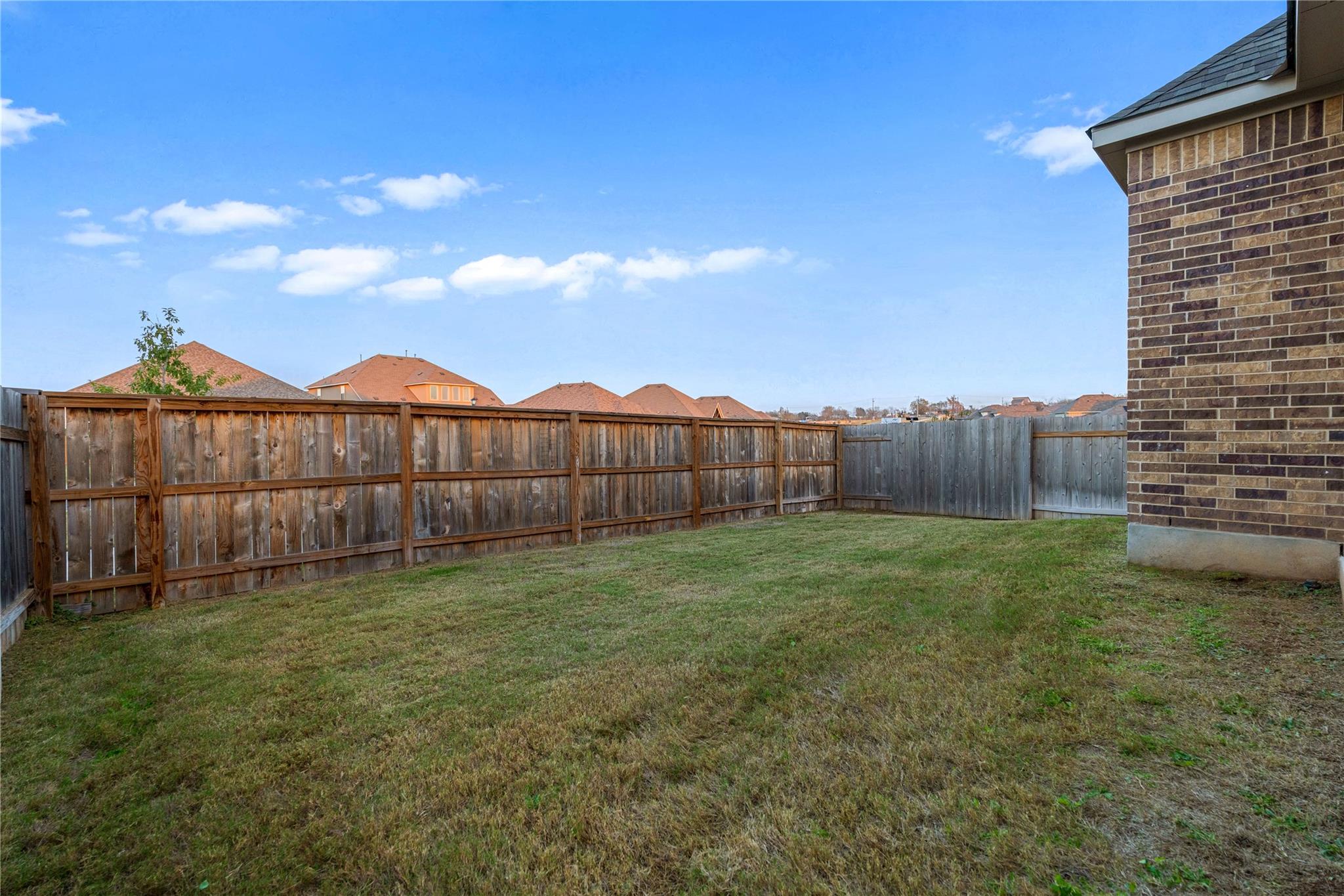 138 Reef Band Dr, Kyle, TX 78640