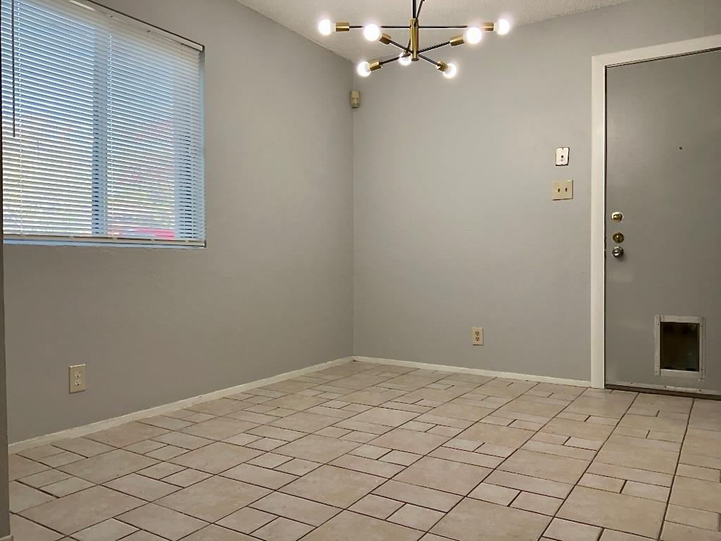 1307 Green Downs Dr, Round Rock, TX 78664