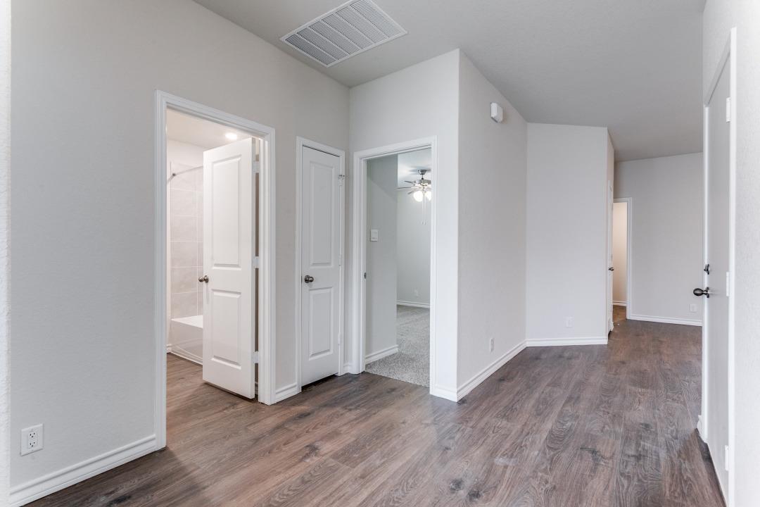 21042 Gravel Keep Dr, San Antonio, TX 78266