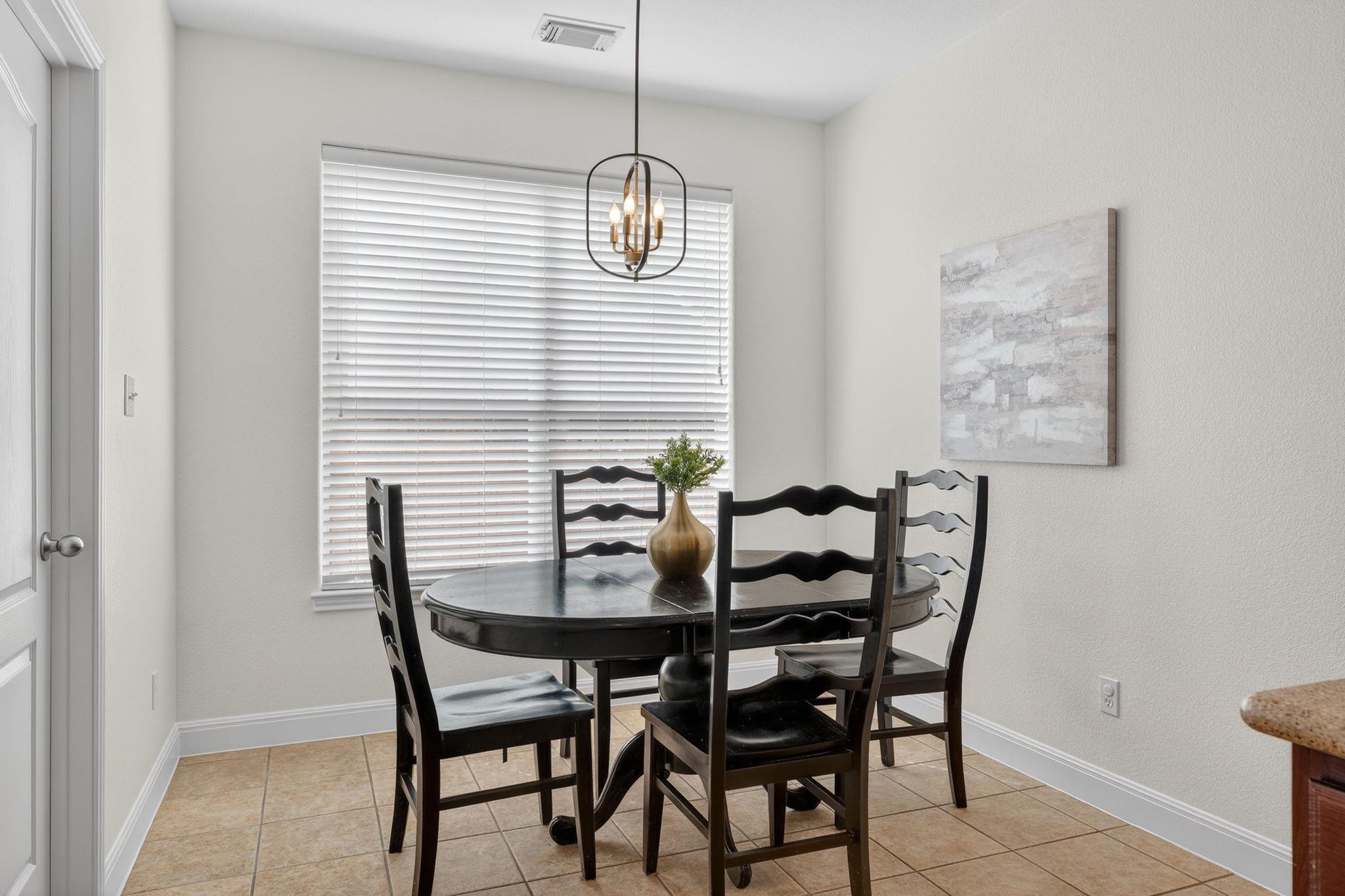 7504 Moon Rock Rd, Austin, TX 78739