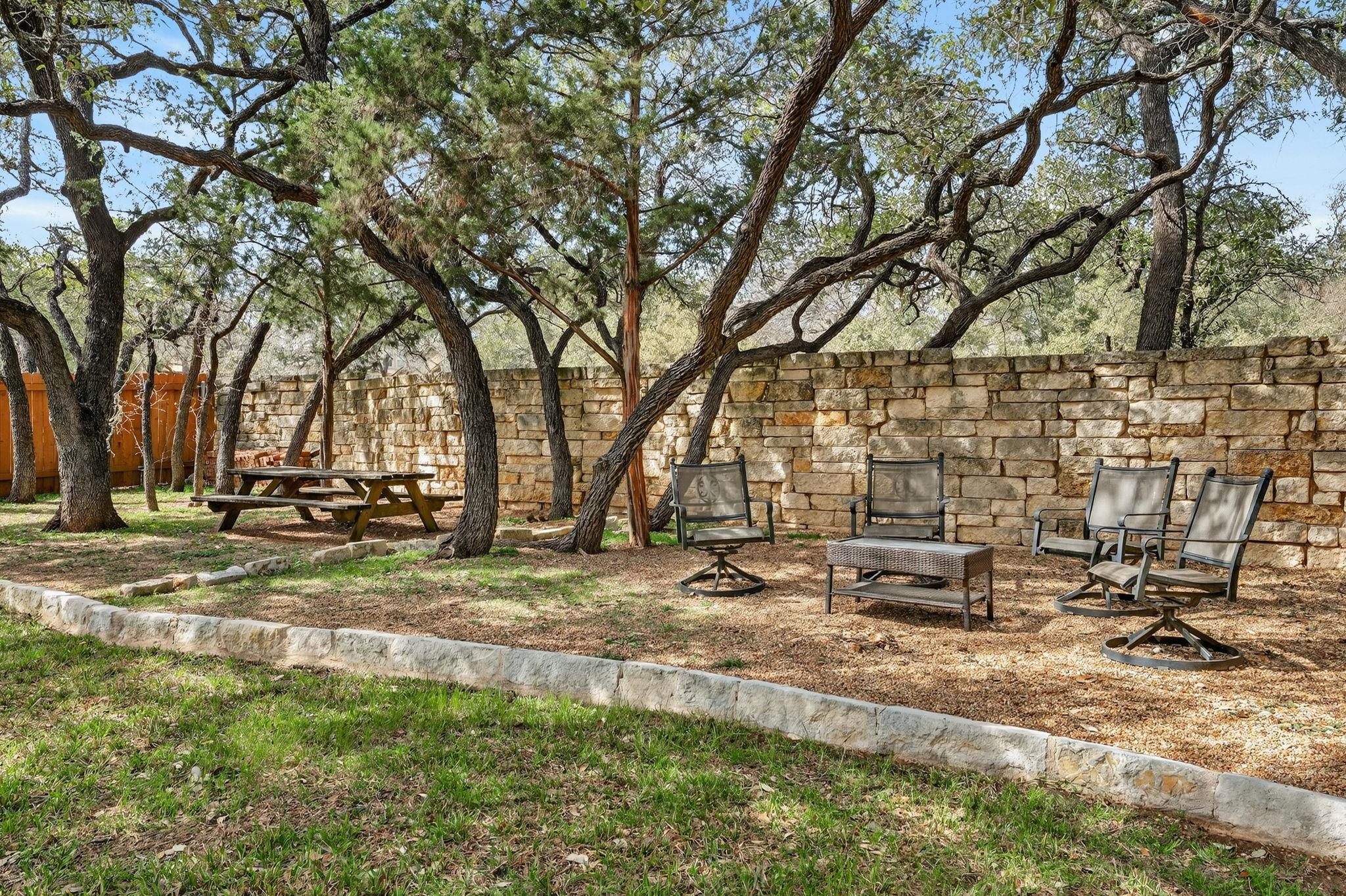 7504 Moon Rock Rd, Austin, TX 78739