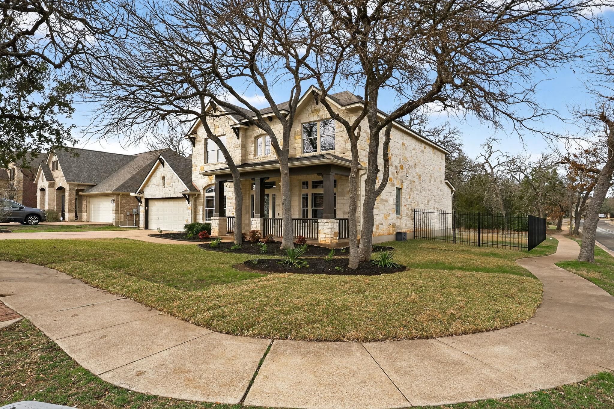 7700 Mitra Dr, Austin, TX 78739