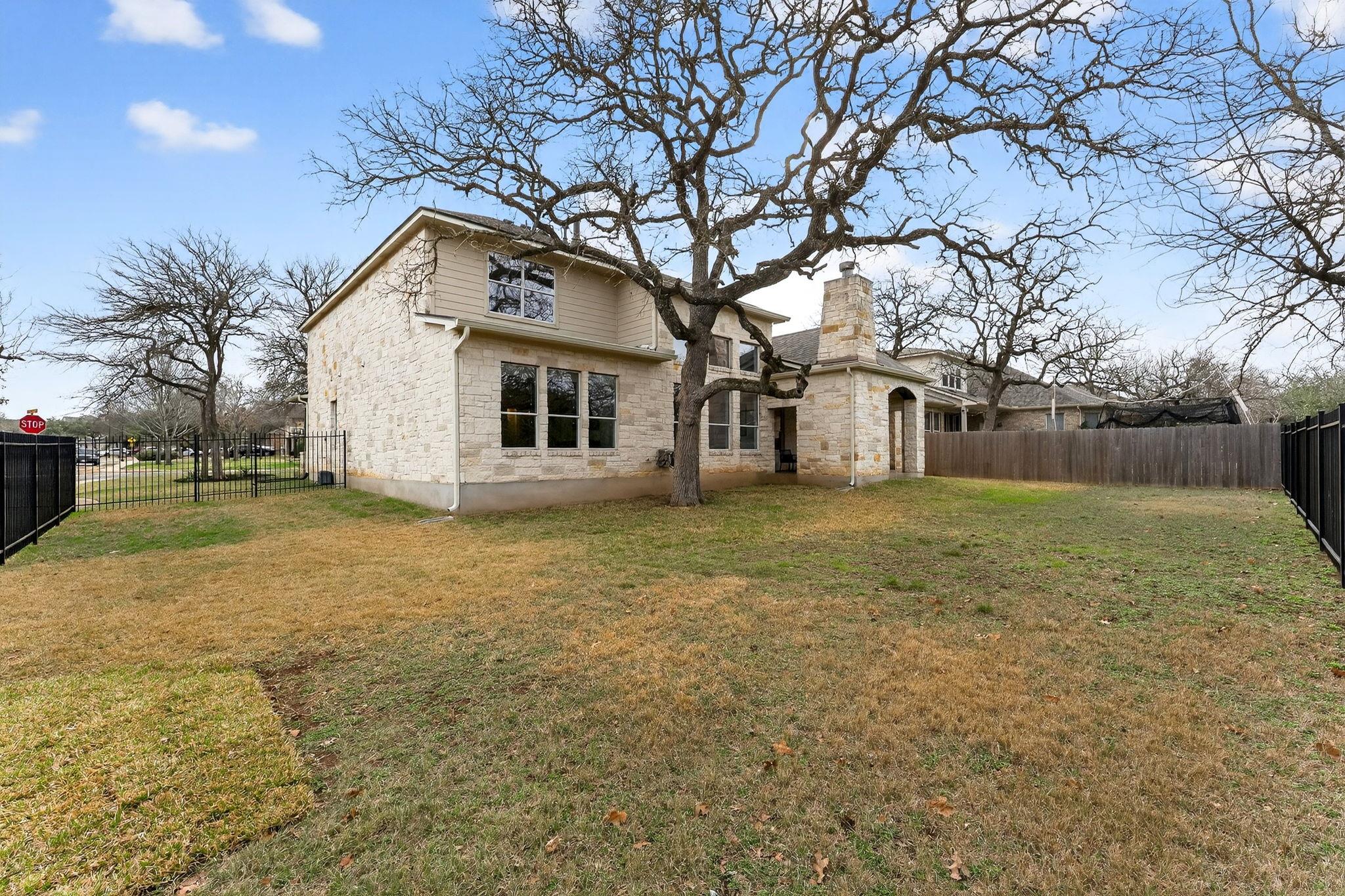 7700 Mitra Dr, Austin, TX 78739