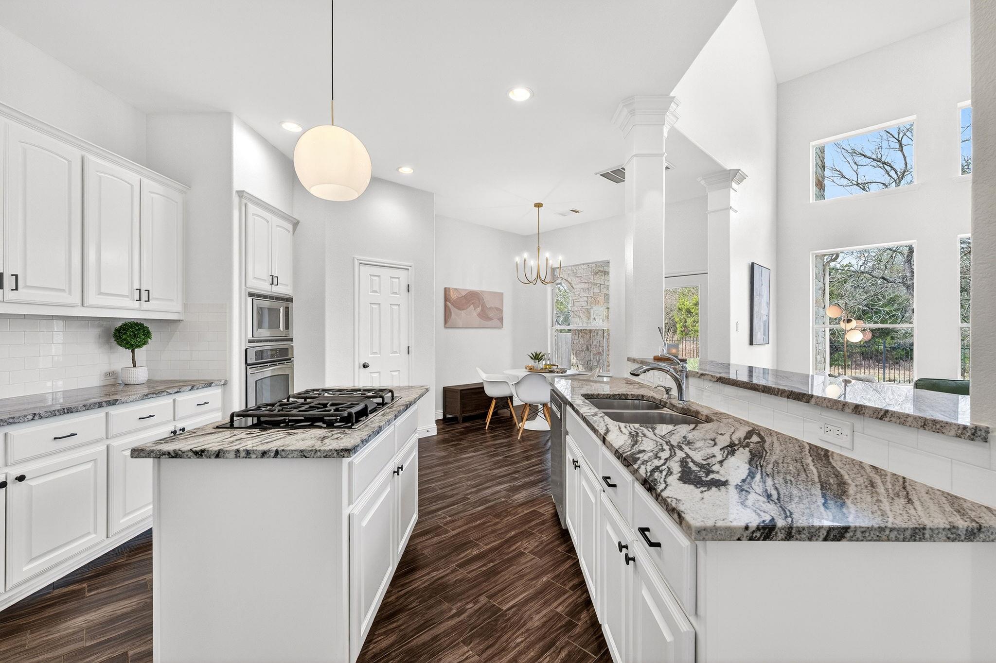 7700 Mitra Dr, Austin, TX 78739