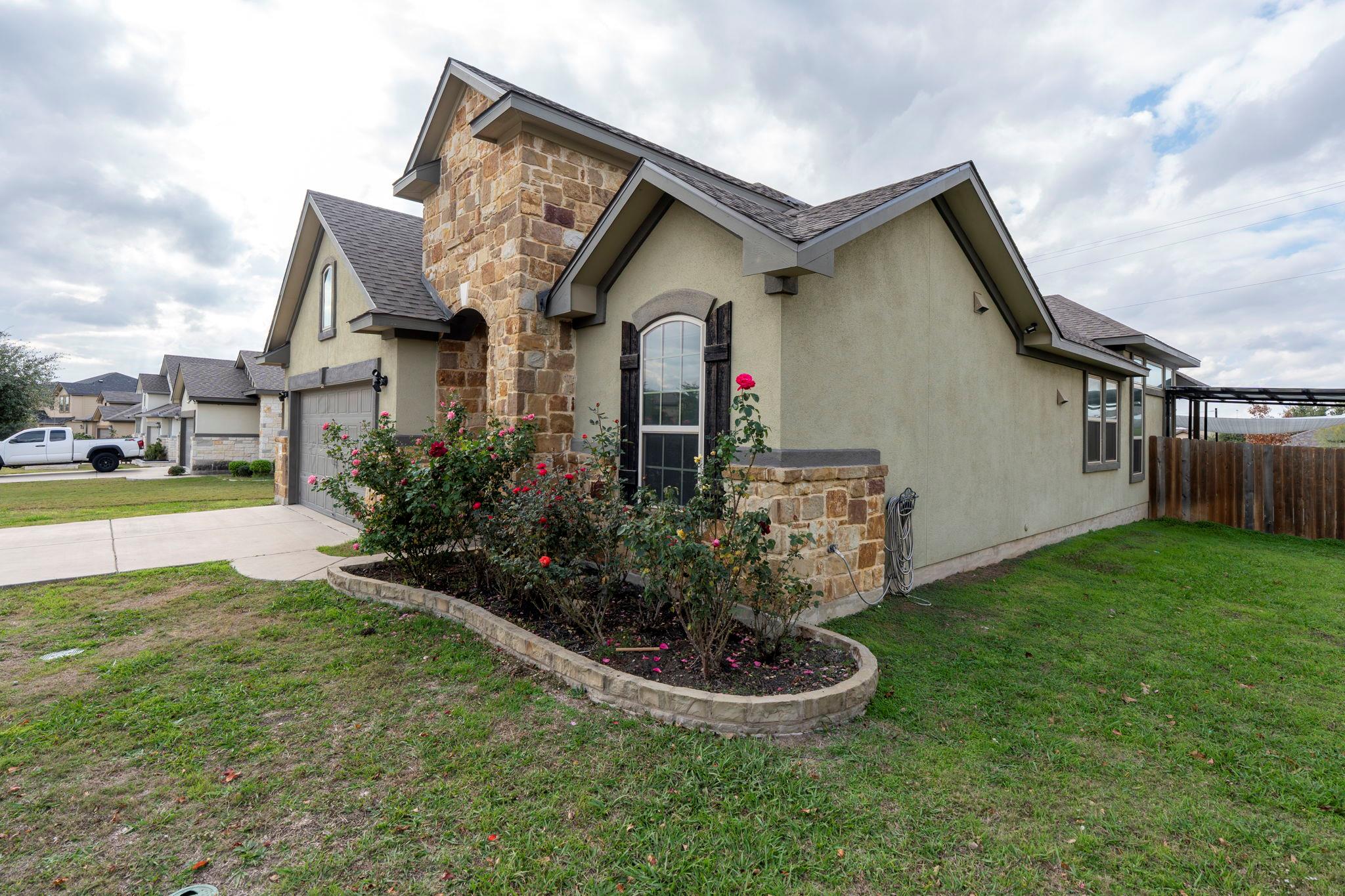 19300 Elk Horn Dr, Pflugerville, TX 78660