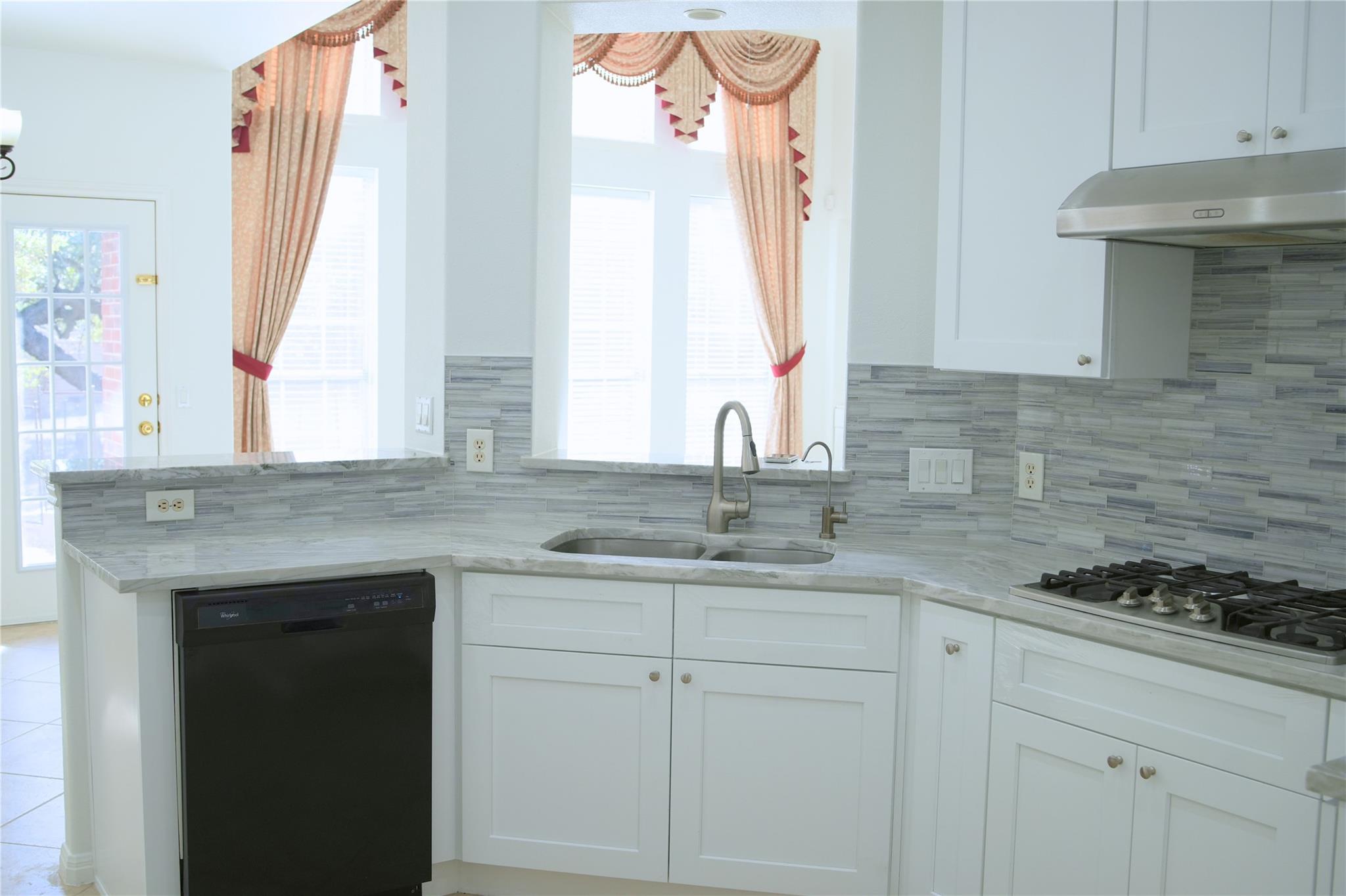 9501 Aire Libre Dr, Austin, TX 78726