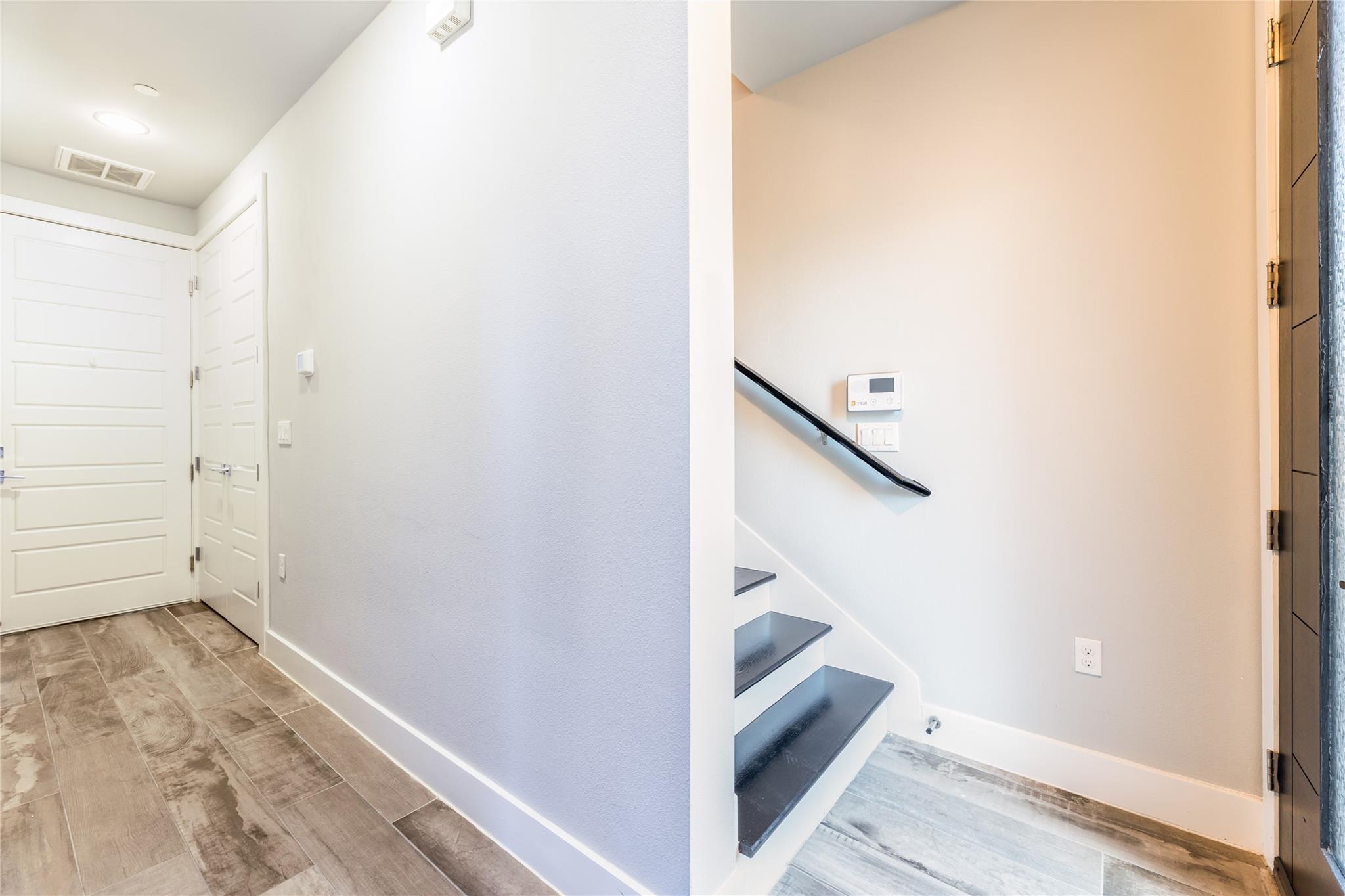 1417 Kramer Ln # 9, Austin, TX 78758