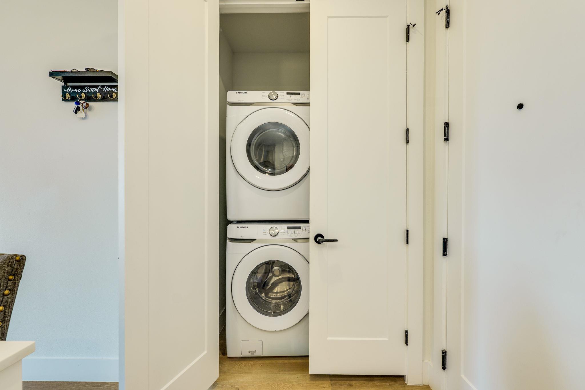 1701 Simond Ave # 524, Austin, TX 78723