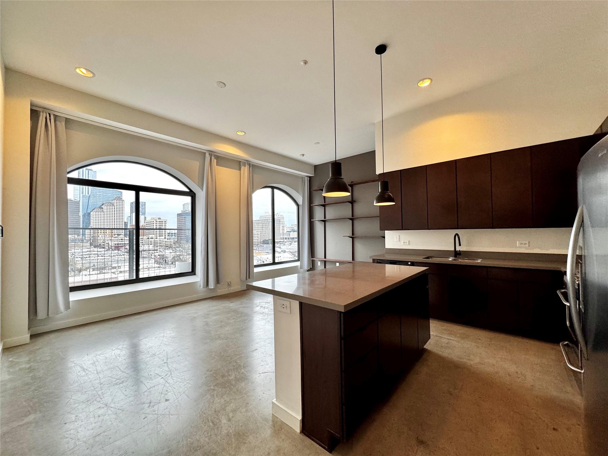 507 Sabine St # 802, Austin, TX 78701