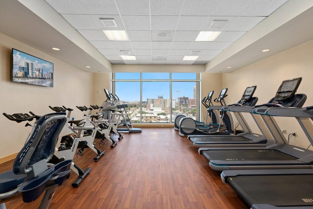 507 Sabine St # 802, Austin, TX 78701