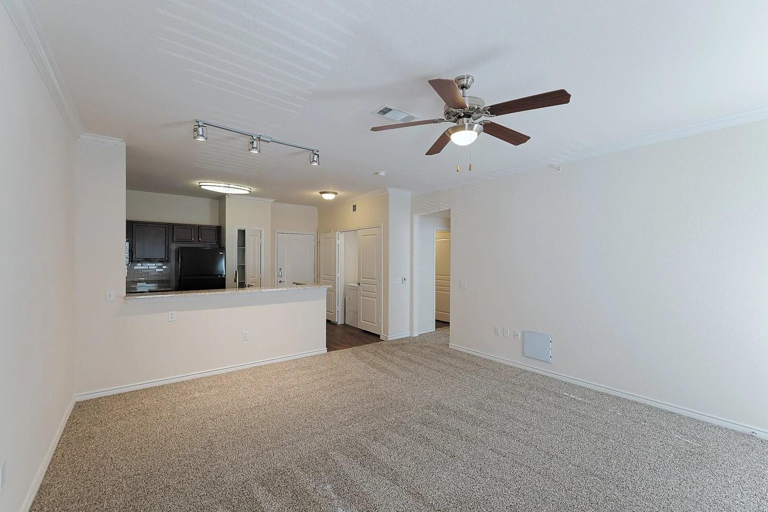 9900 McNeil Dr # 13-13303, Austin, TX 78750