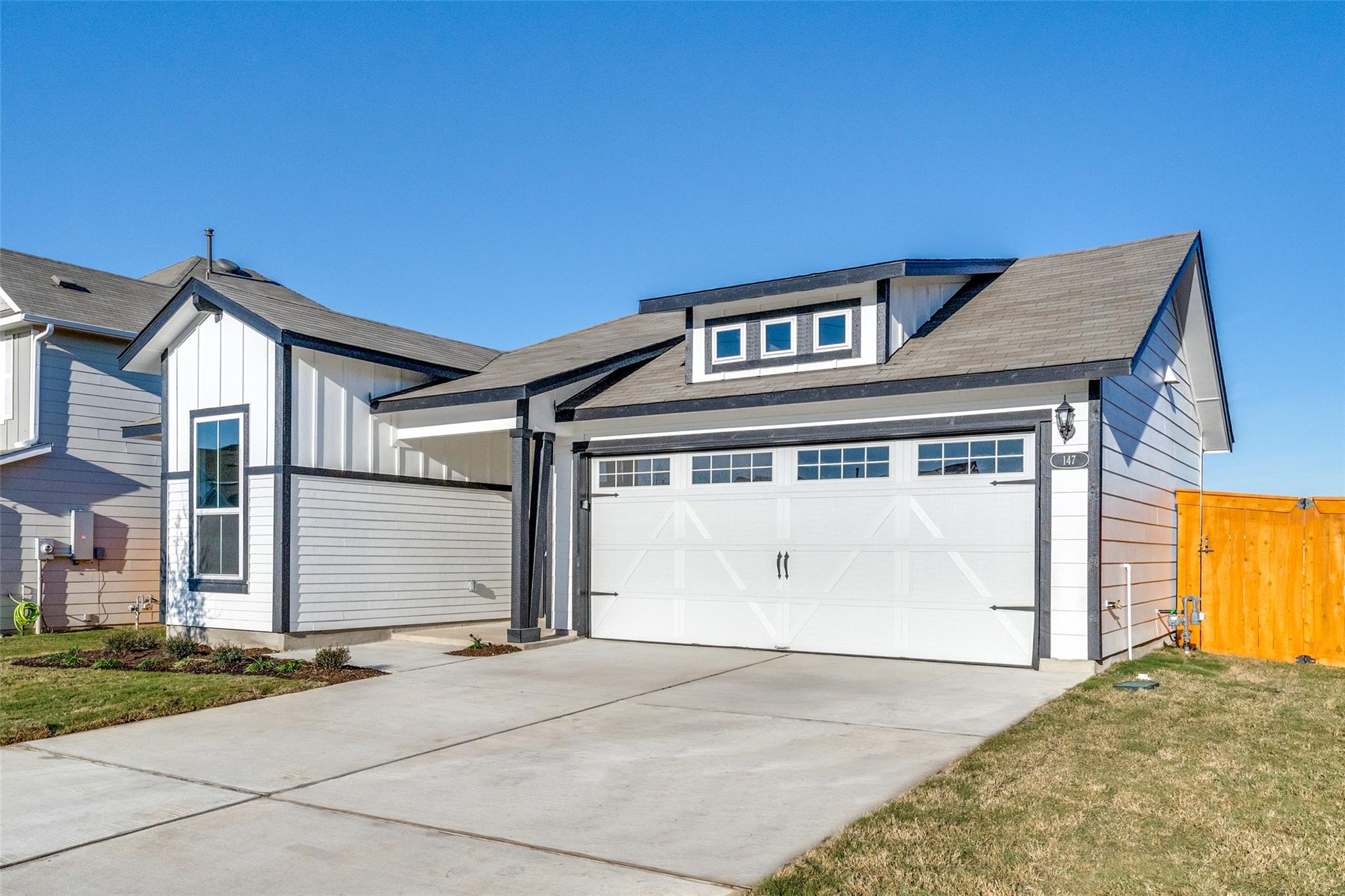 147 Shugart St, San Marcos, TX 78666