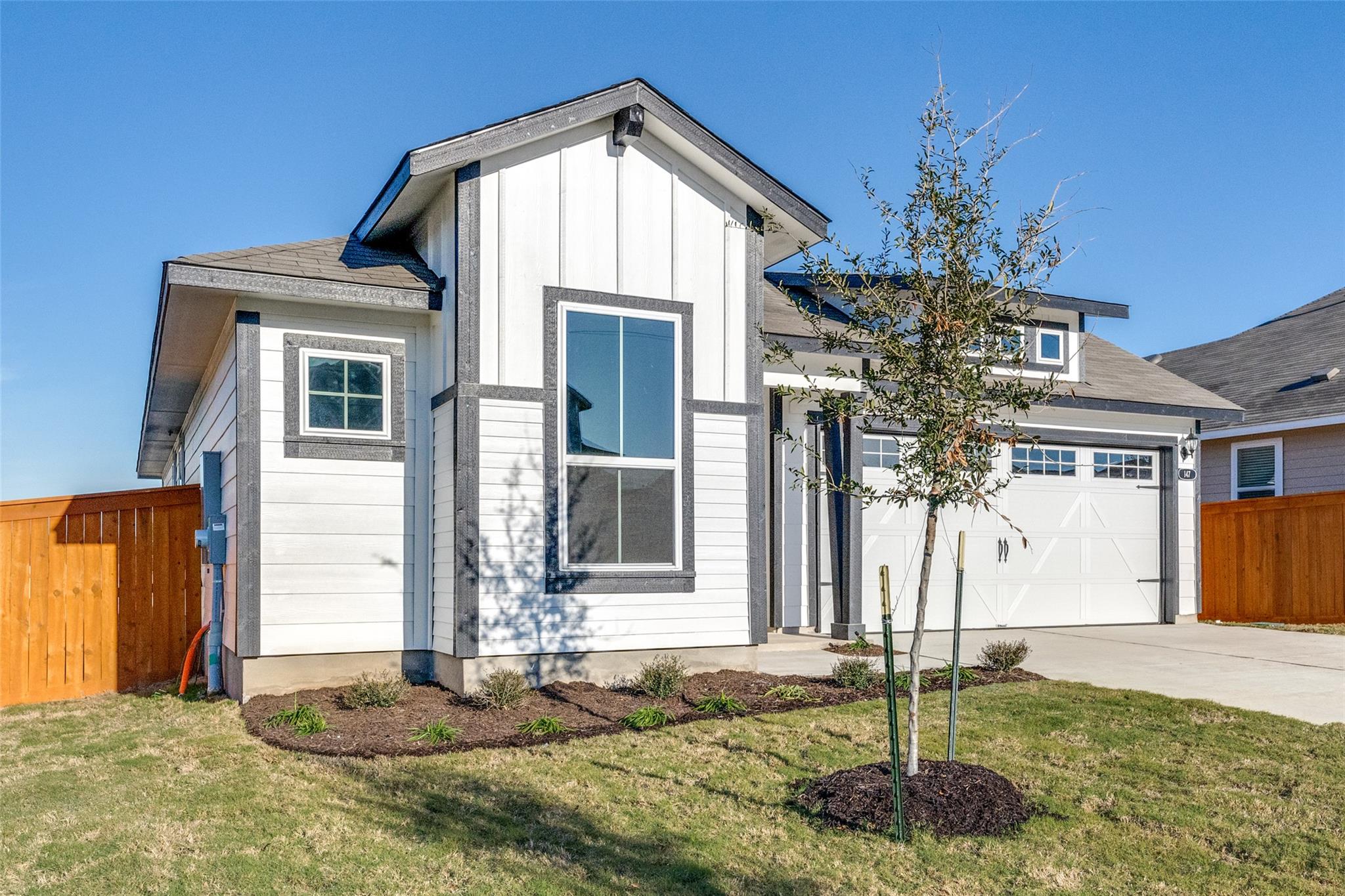 147 Shugart St, San Marcos, TX 78666