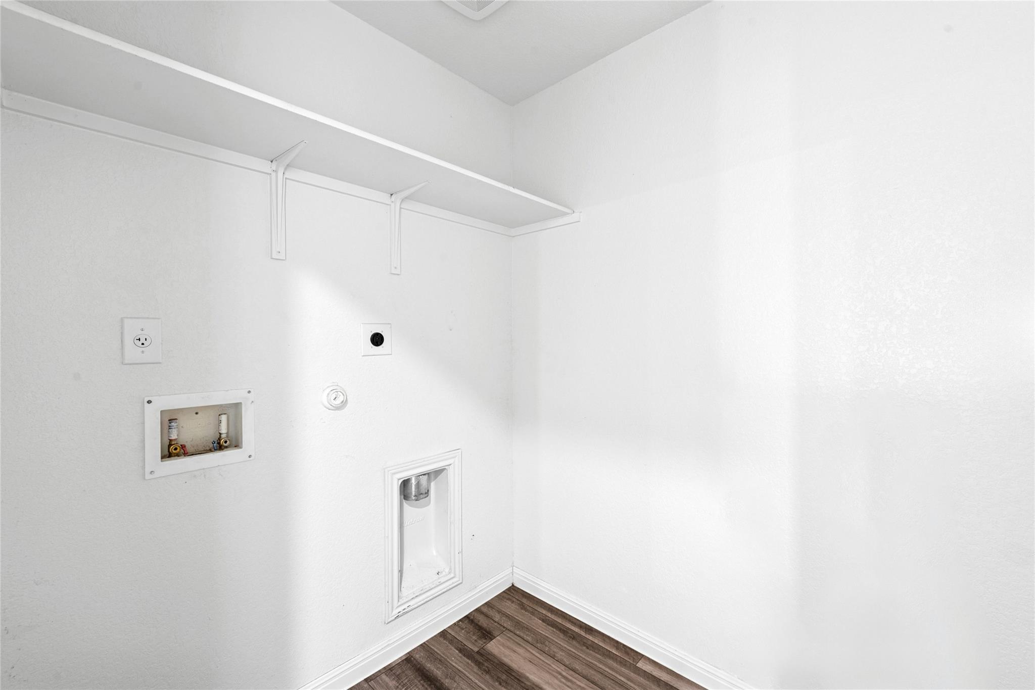 566 Delta Crst, Maxwell, TX 78656