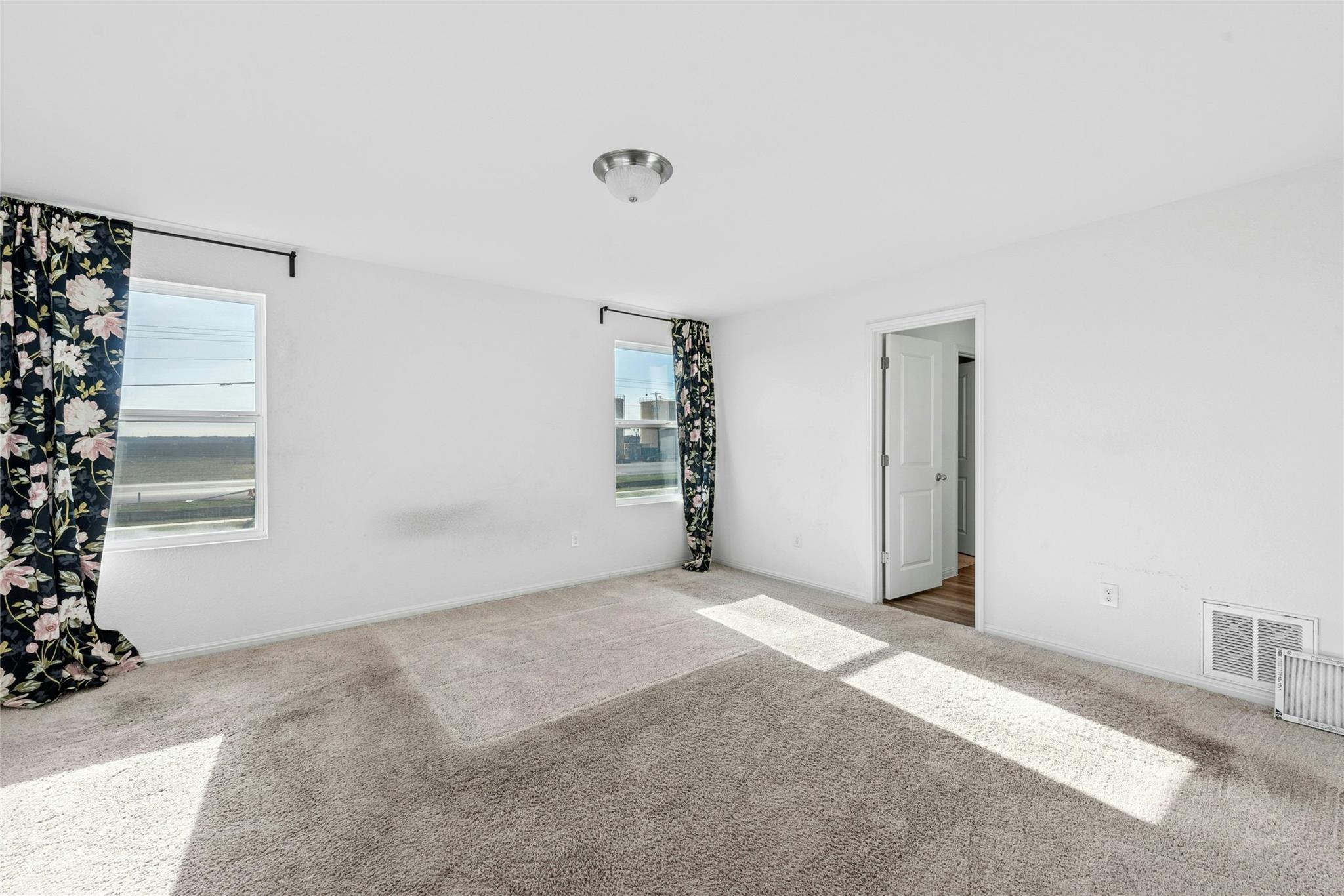 566 Delta Crst, Maxwell, TX 78656