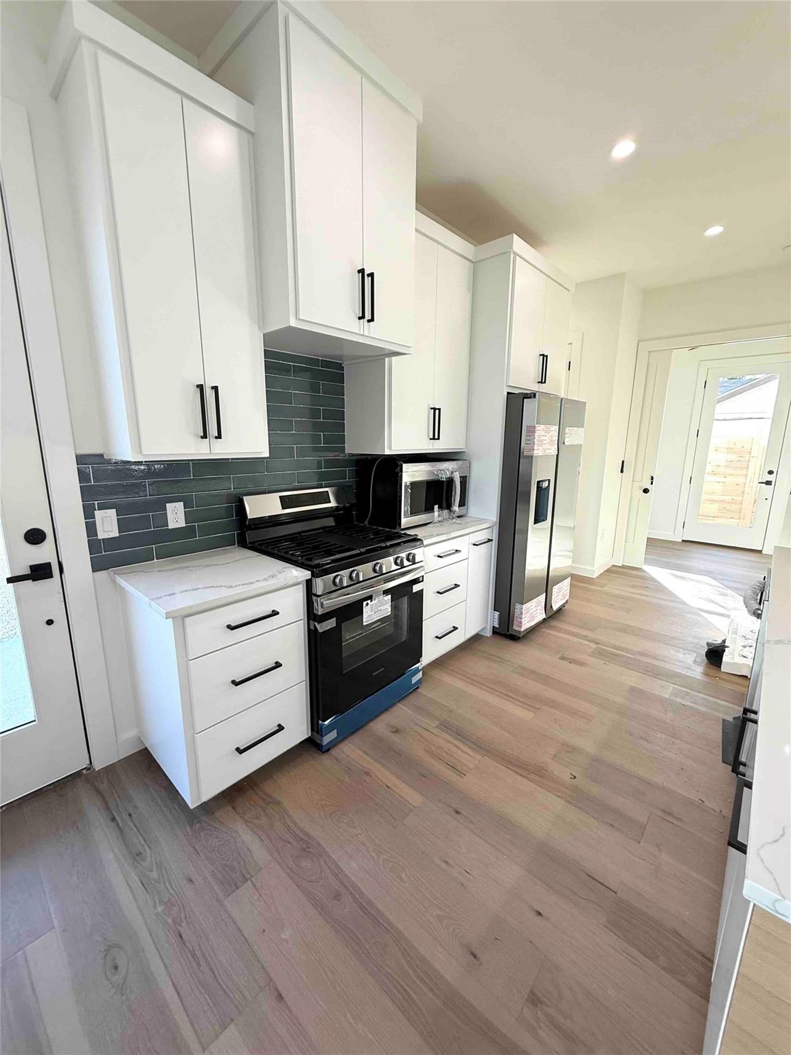 6809 Porter St # 1, Austin, TX 78741