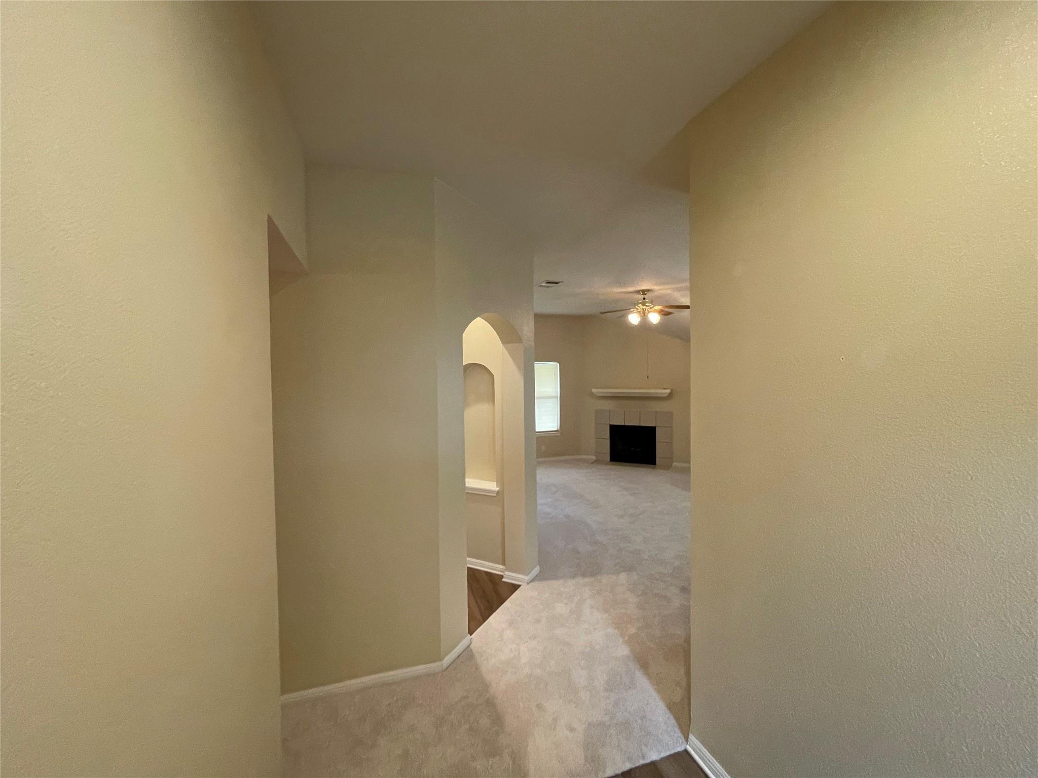 602 Losoya Ct, Hutto, TX 78634