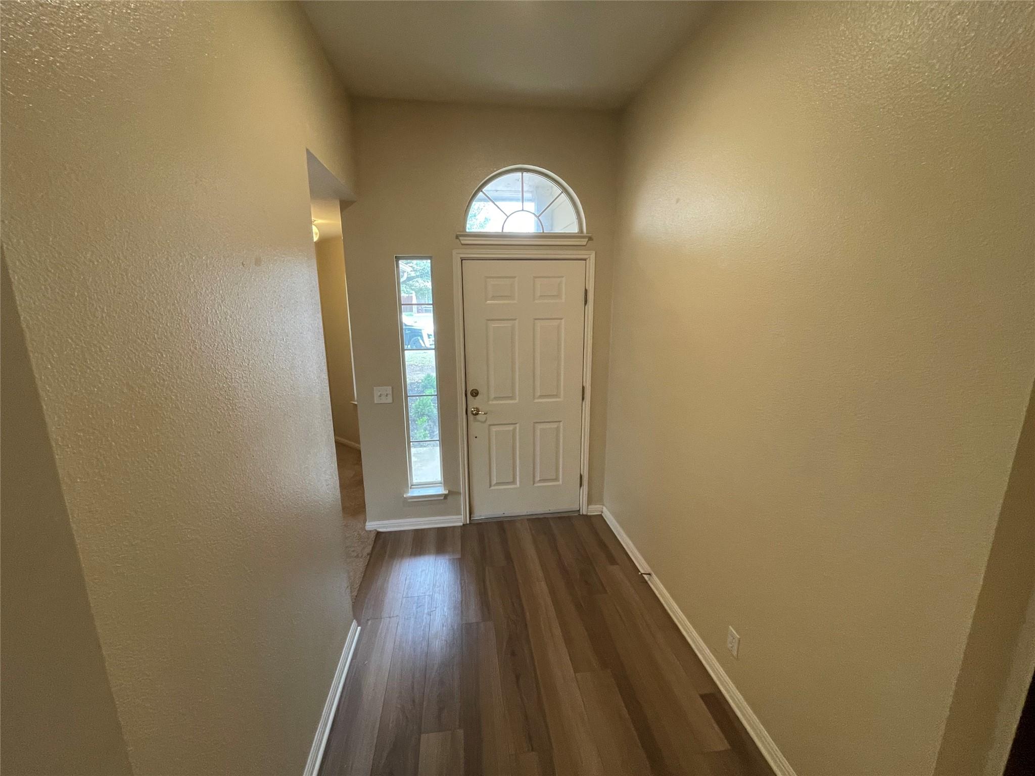 602 Losoya Ct, Hutto, TX 78634