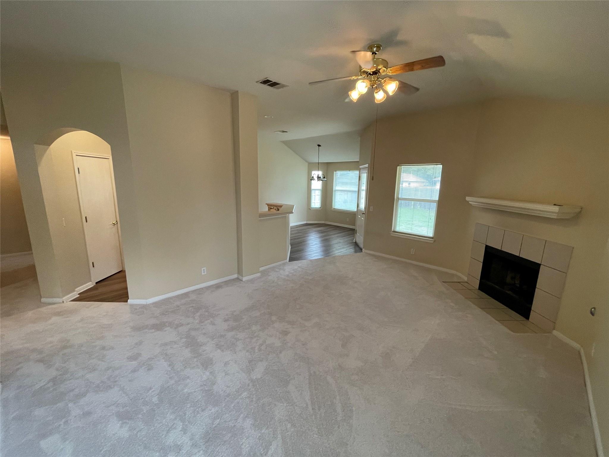 602 Losoya Ct, Hutto, TX 78634