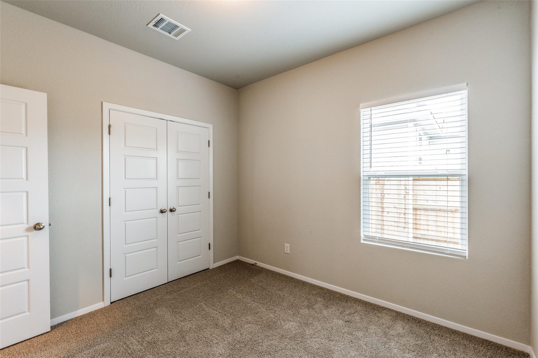 140 Thunder Oak St, San Marcos, TX 78666