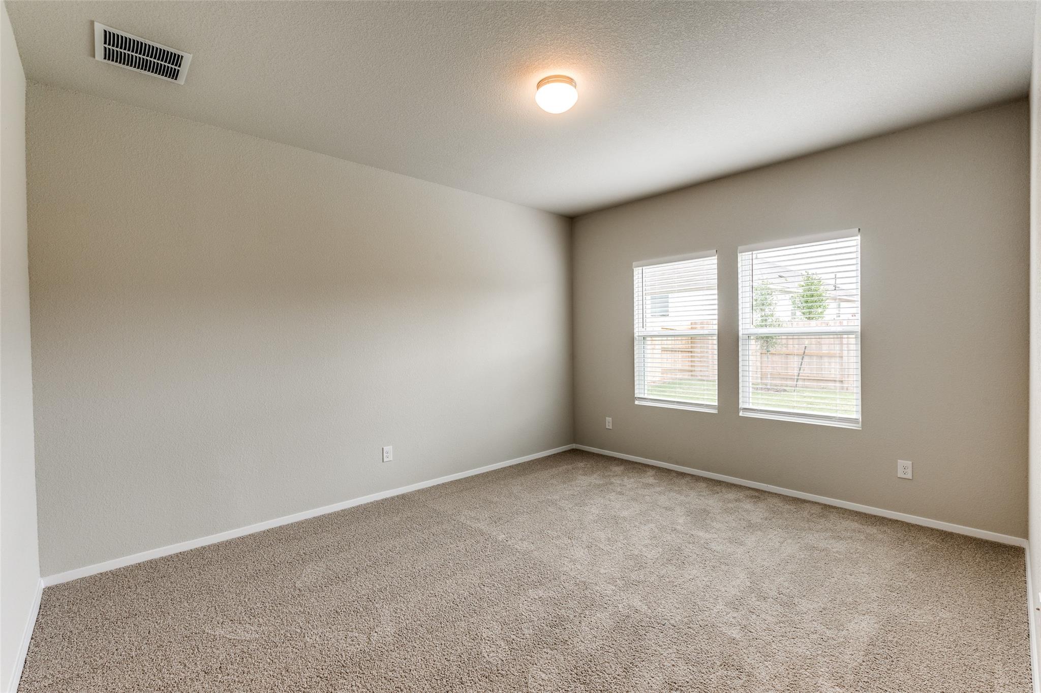 140 Thunder Oak St, San Marcos, TX 78666