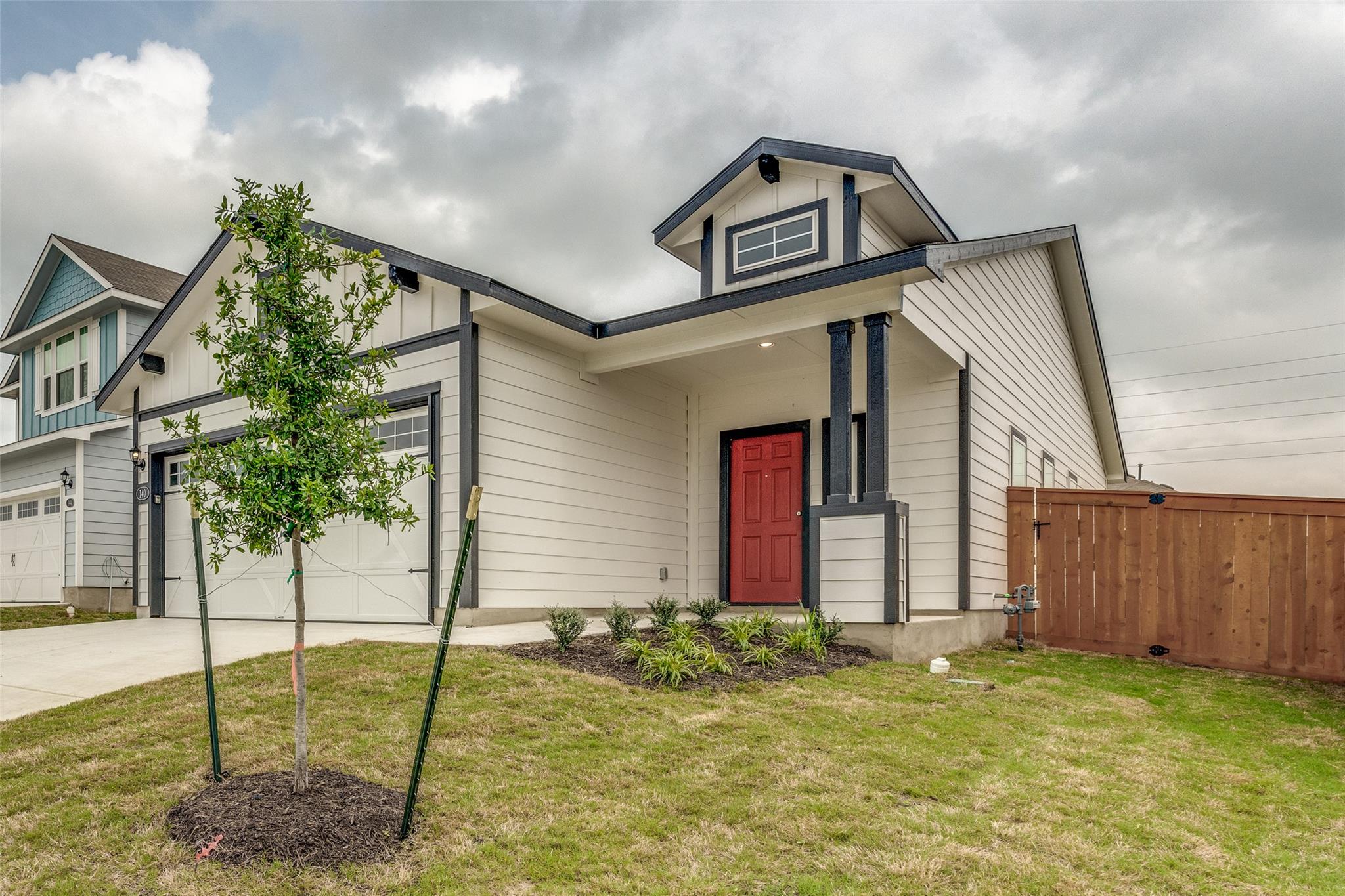 140 Thunder Oak St, San Marcos, TX 78666