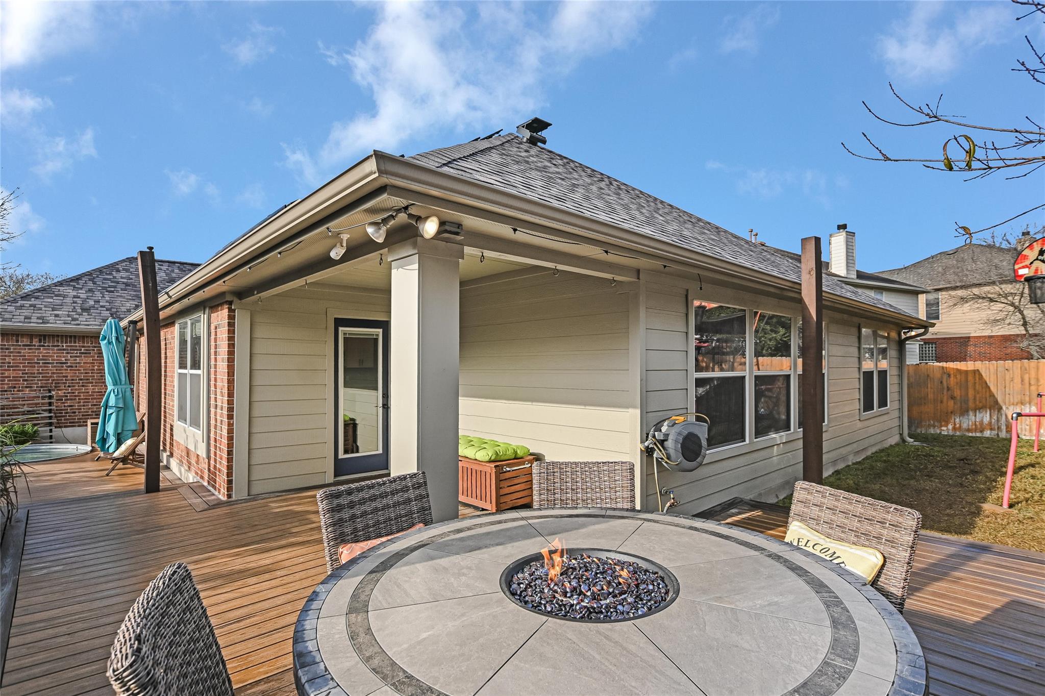 202 Ambrose Dr, Pflugerville, TX 78660