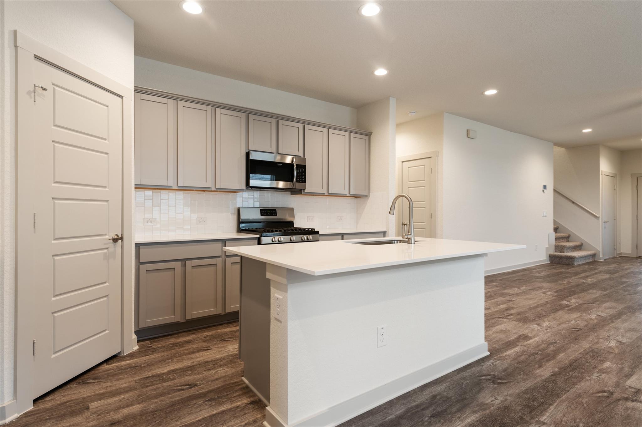 289 Deserti Rd, Leander, TX 78641