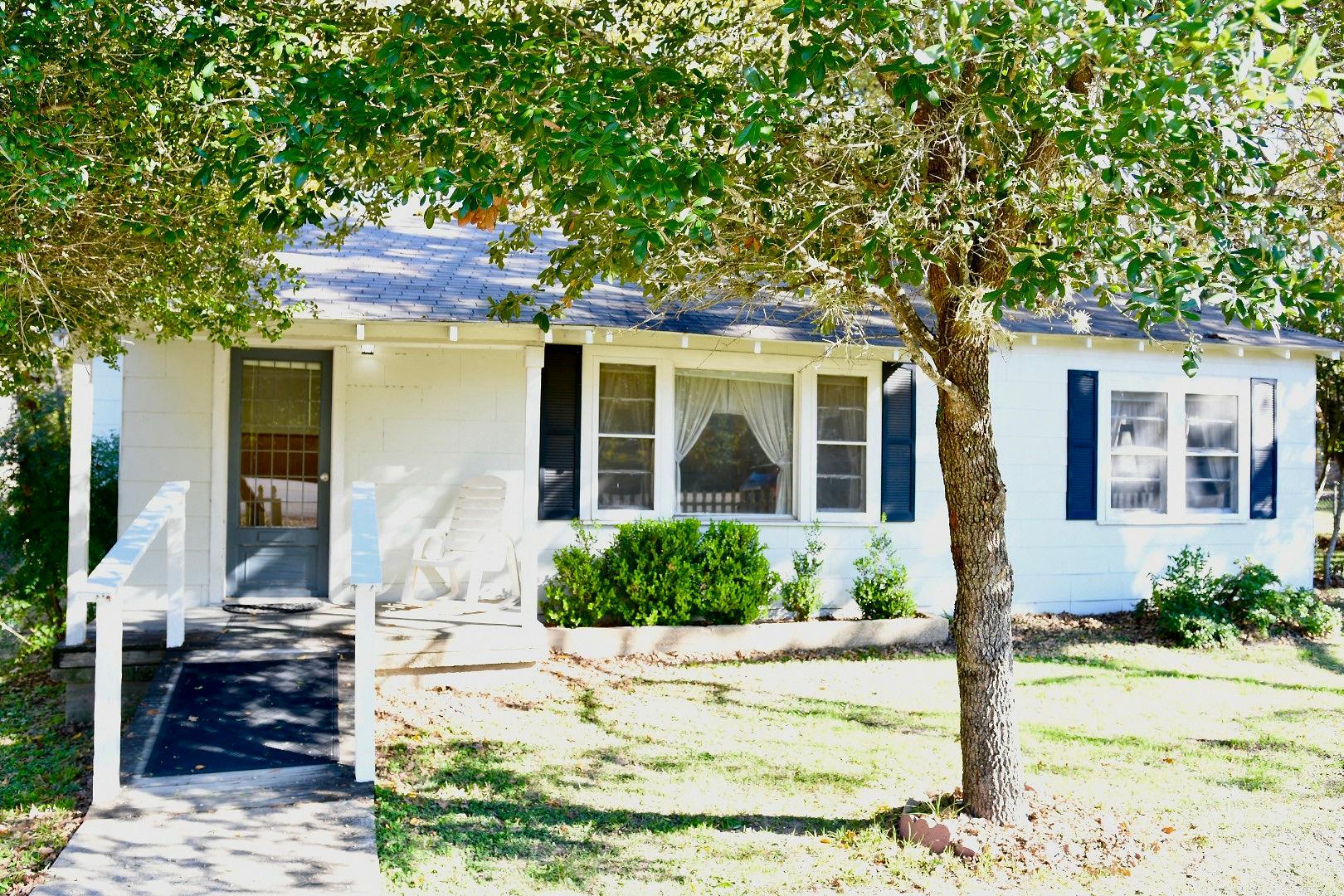 9278 N Highway 77 Highway, Lexington, TX 78947