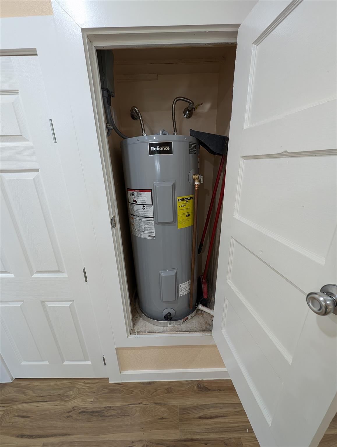 320 Laredo St, Lockhart, TX 78644