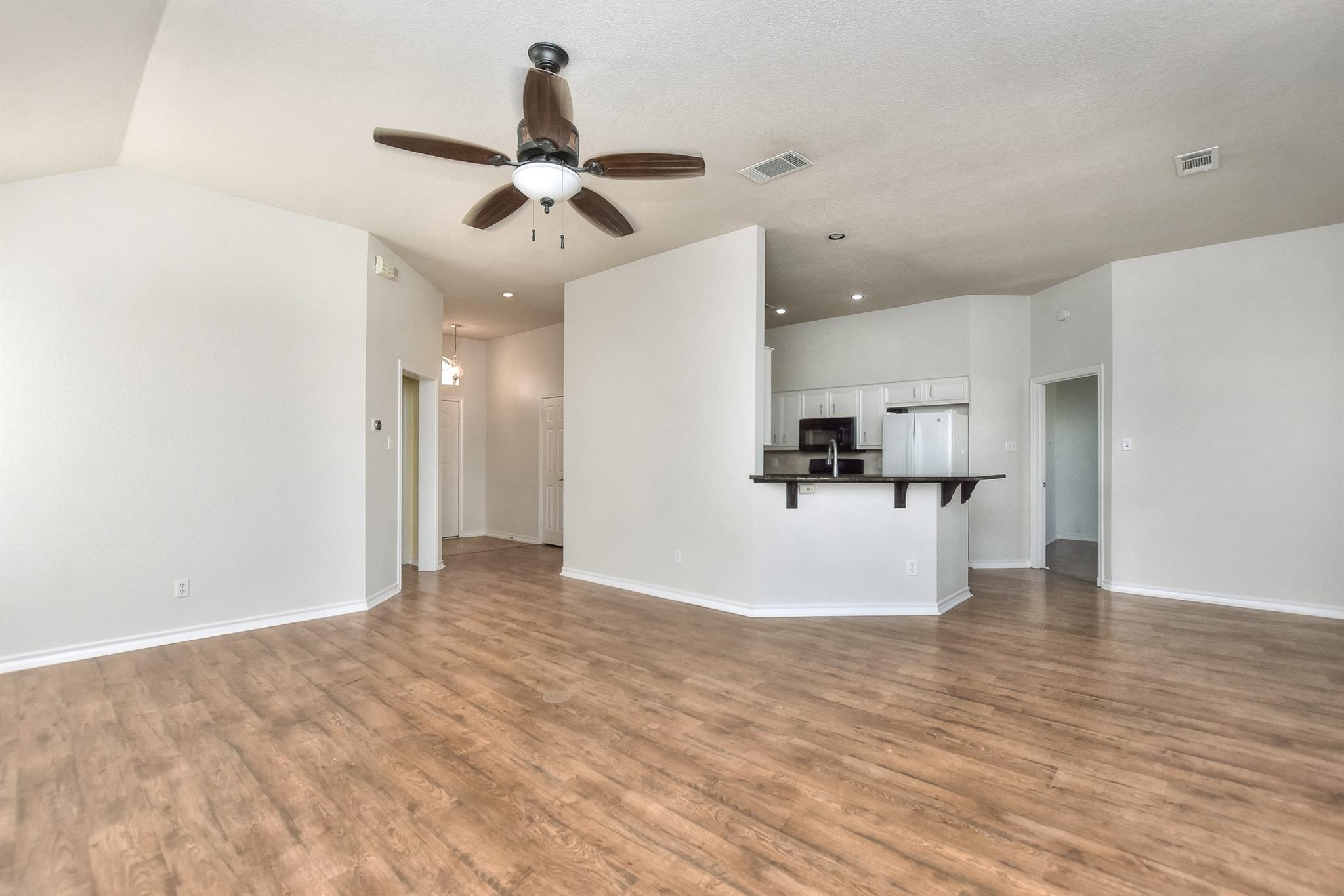 210 Village Dr, Georgetown, TX 78628