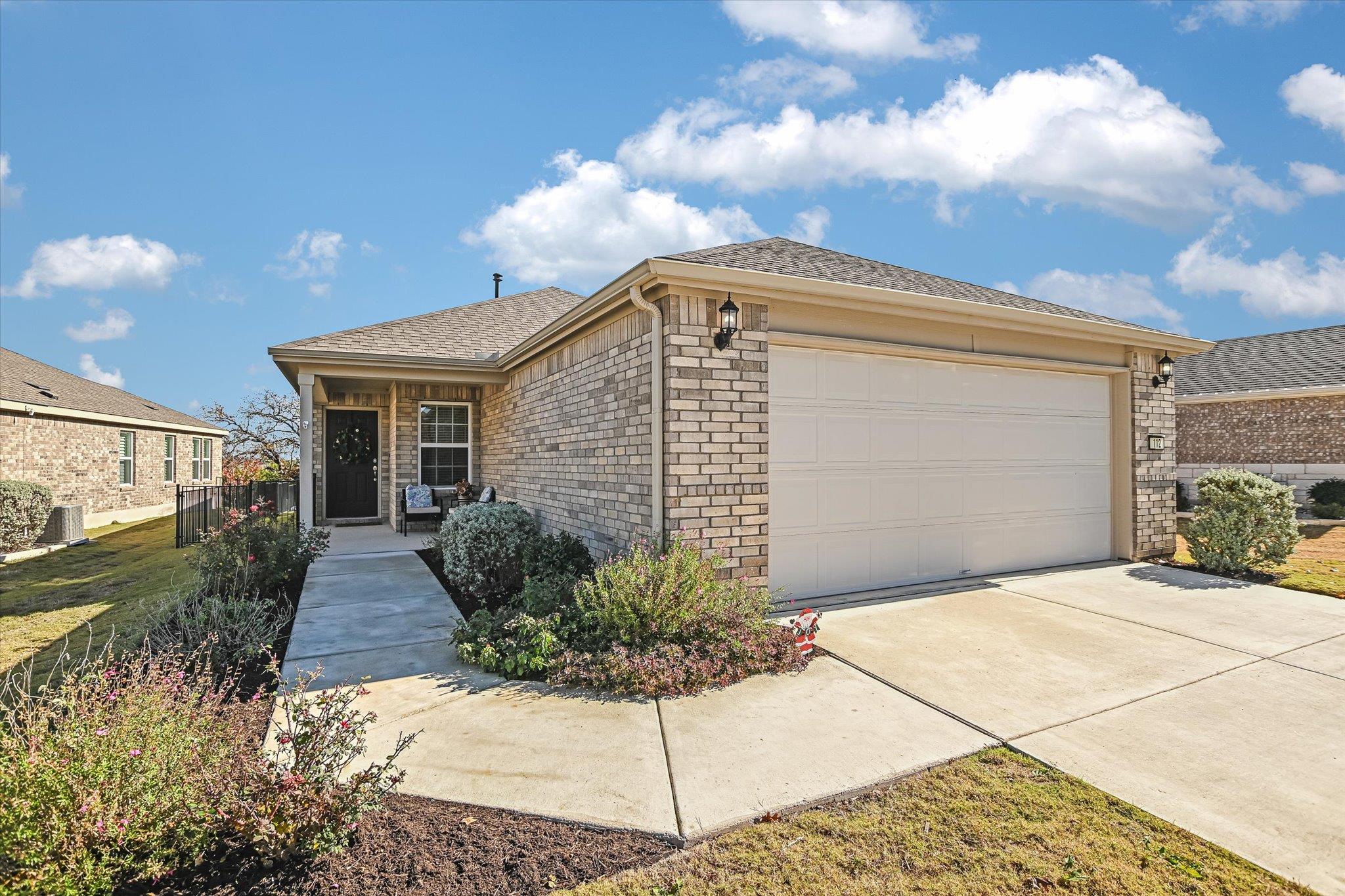 112 Yorktown St, Georgetown, TX 78633