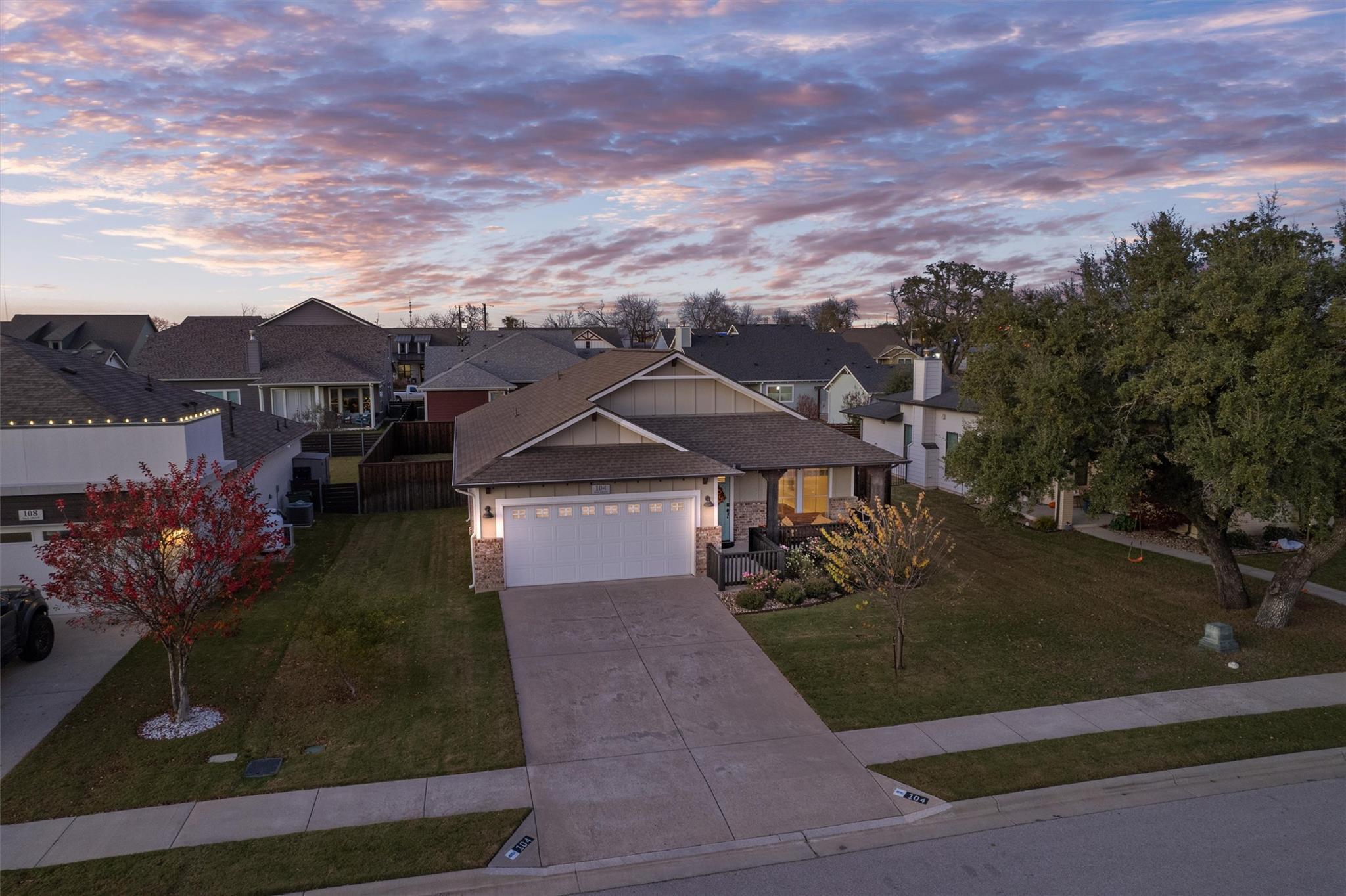 104 Dax Dr, Liberty Hill, TX 78642