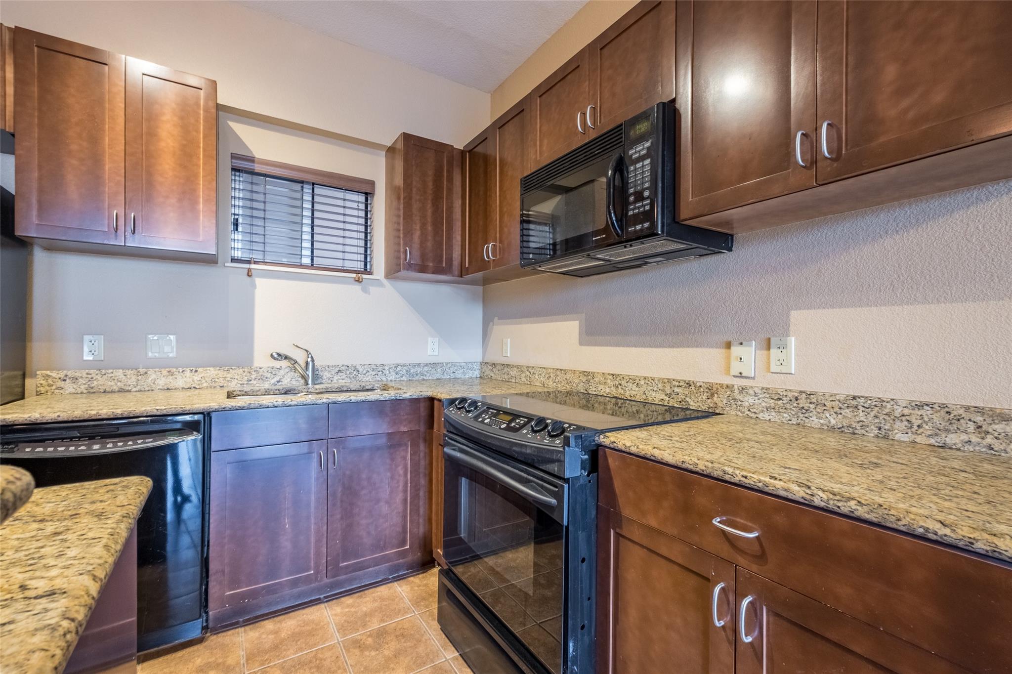 711 W 26th St # 703, Austin, TX 78705